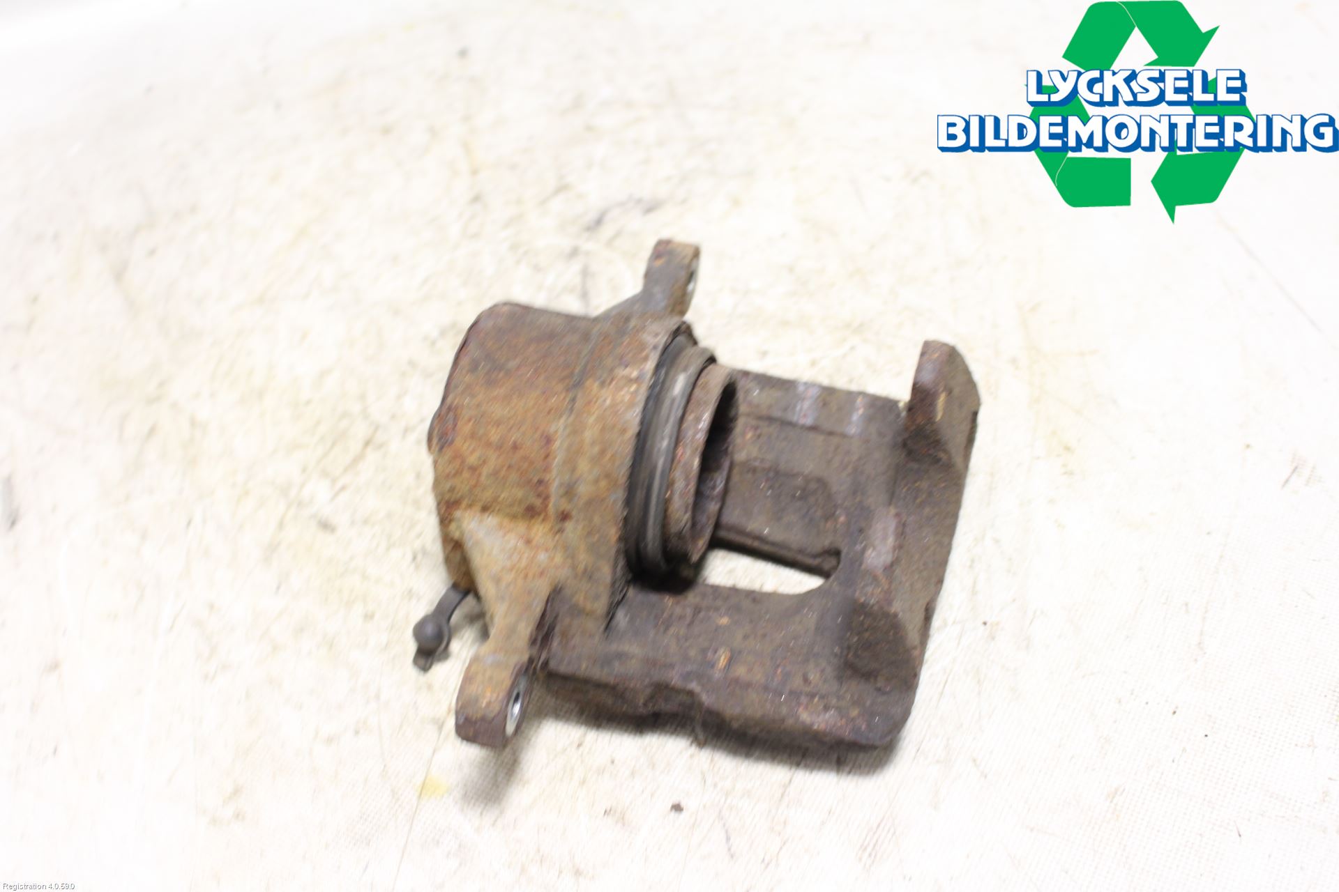 Kia CEED 06-12 Bromsok Fram Höger