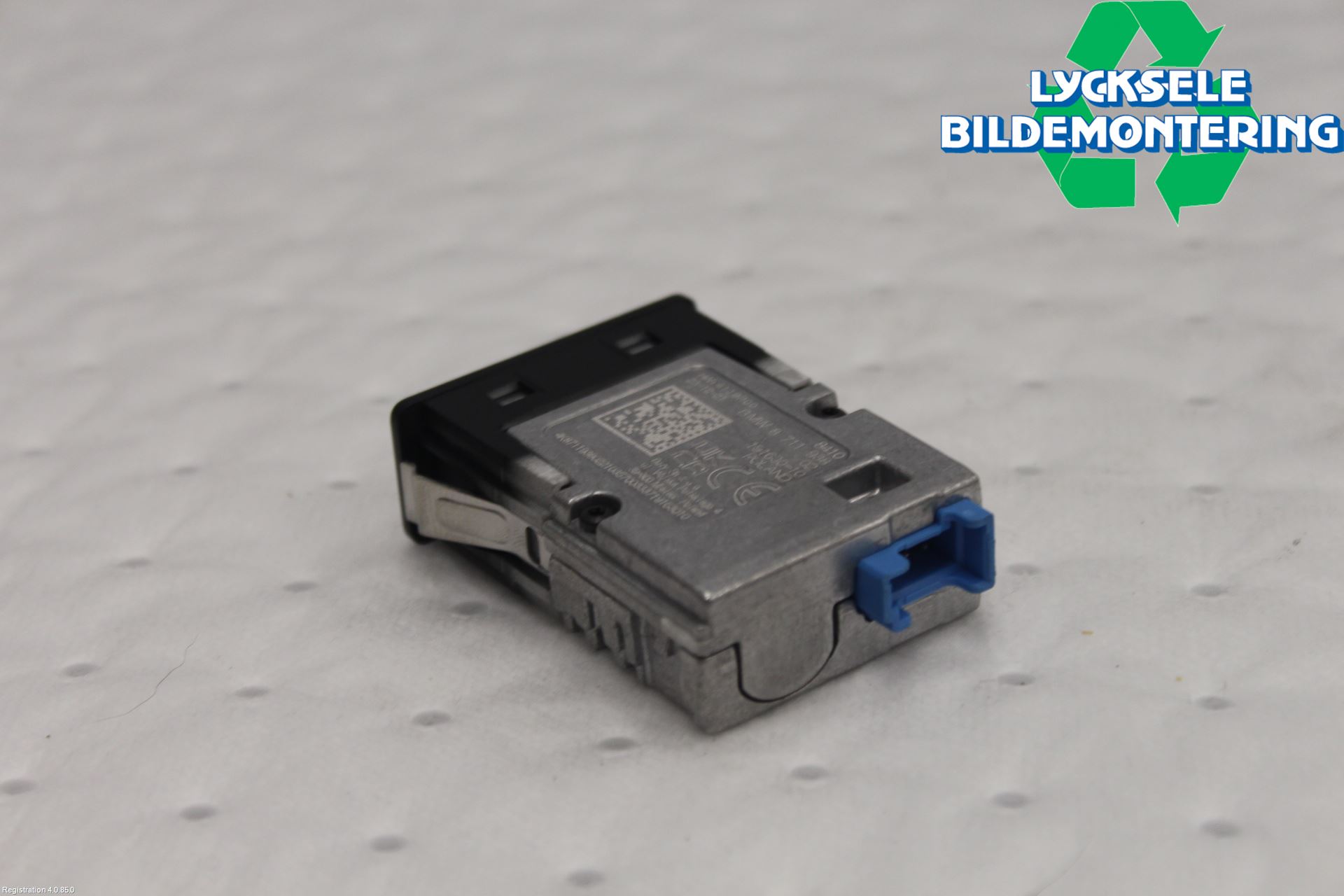 BMW 5 G30/G31/F90 17-23 Usb Connection