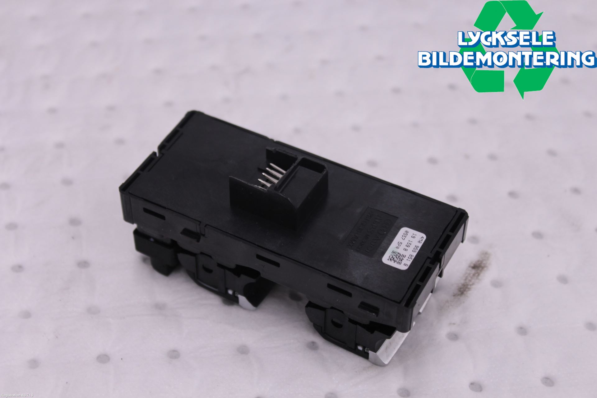 Audi A4/S4 B9 20- Strömställare Elhiss