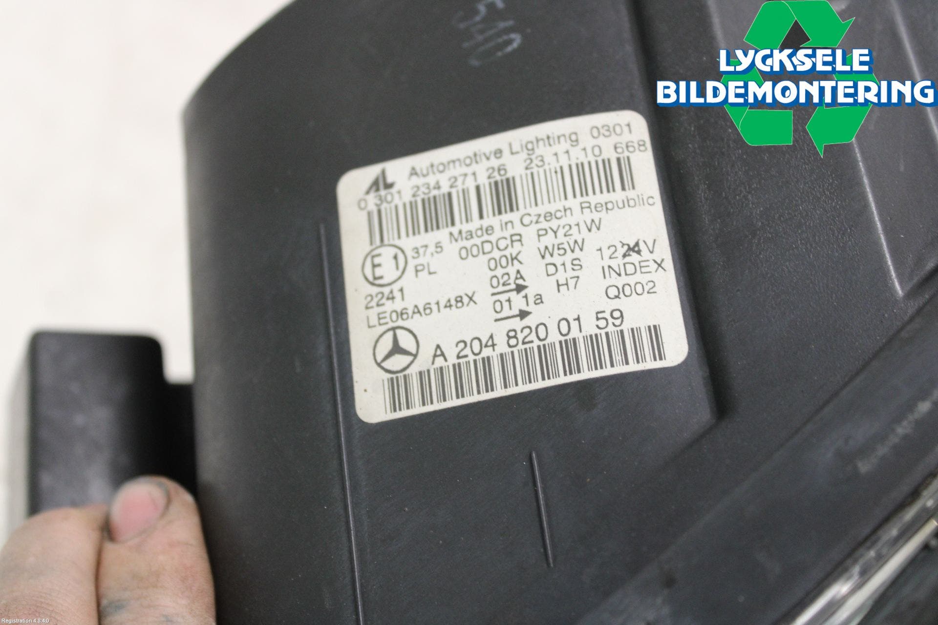 Mercedes-Benz MB C-KLASS (W204) 07-15 Strålkastare Vänster