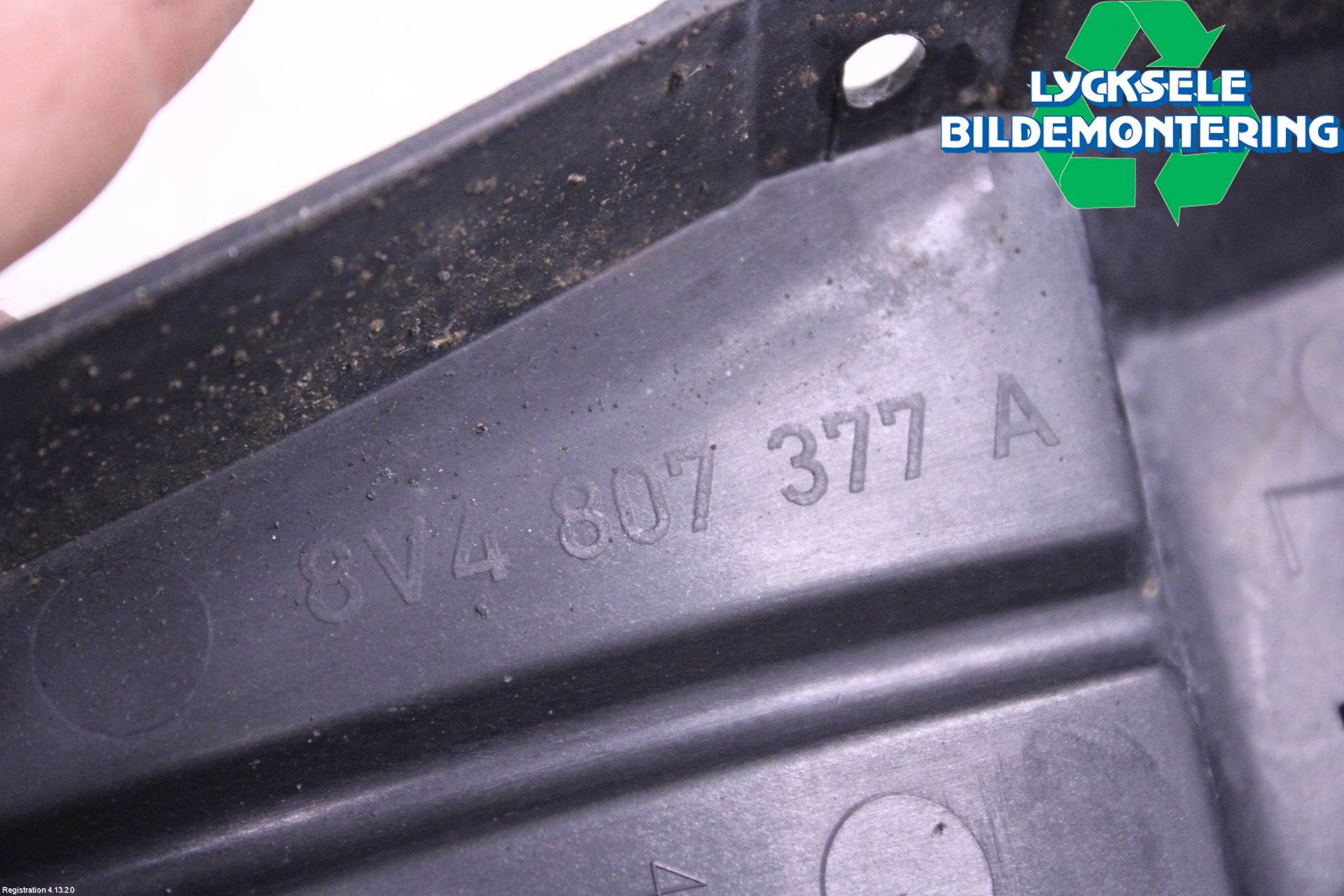 Audi A3/S3 8V 13-20 Stötfångarfäste Bak Vä