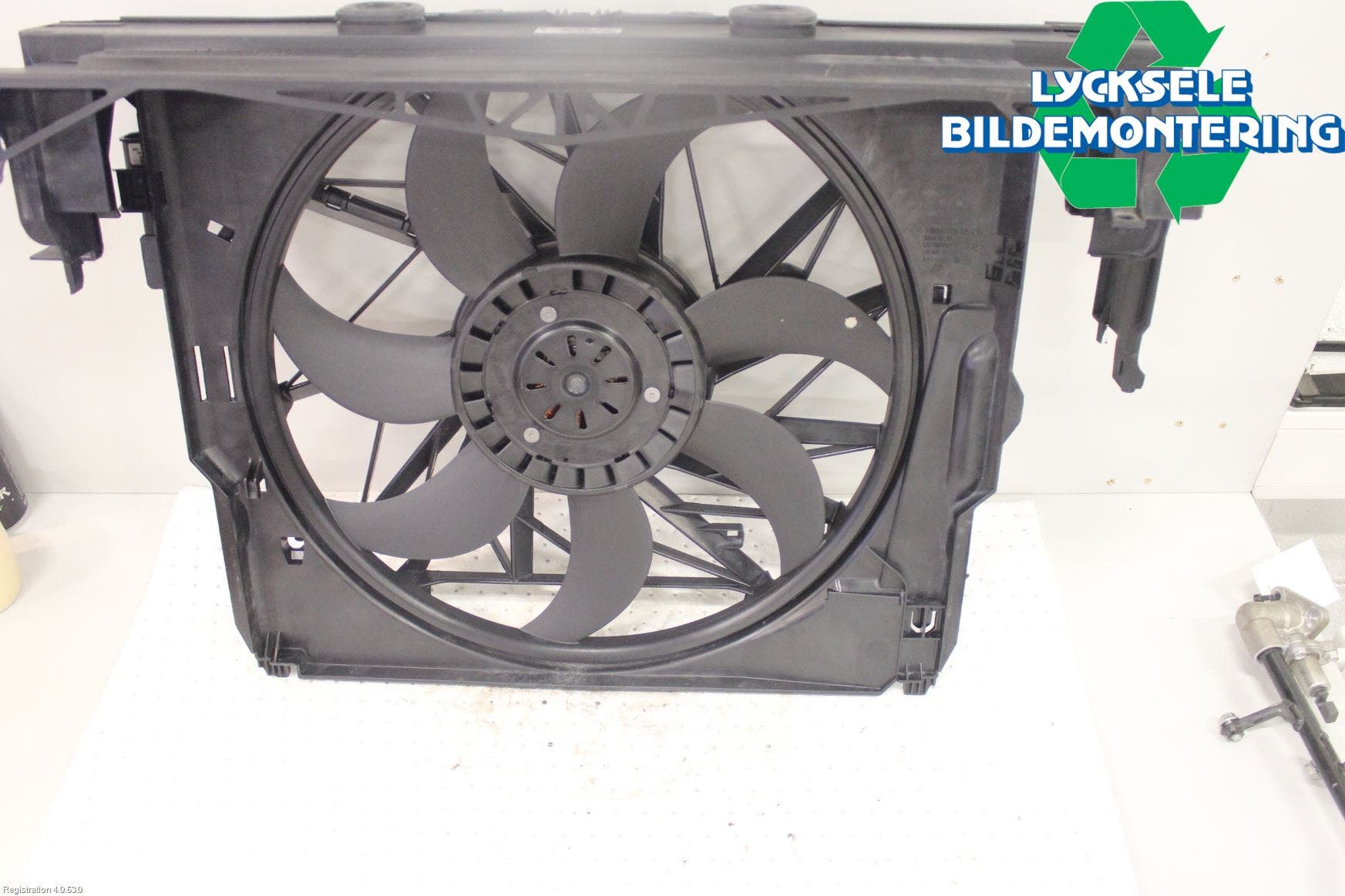 BMW 5 F10/F11/F18 09-17 Kylfläktkåpa