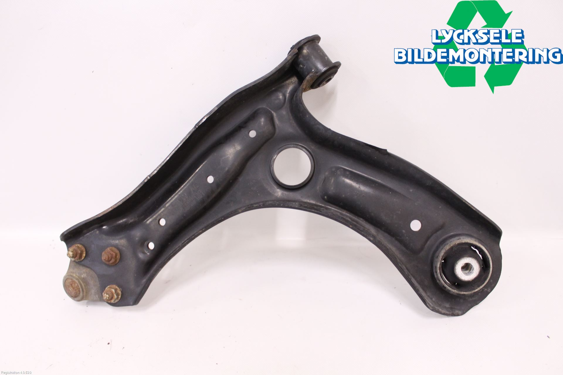 Skoda RAPID Bärarm Fram Undre Hö