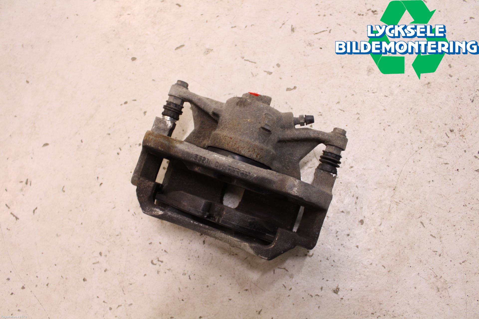 Volkswagen VW CADDY 16-20 Bromsok Fram Höger