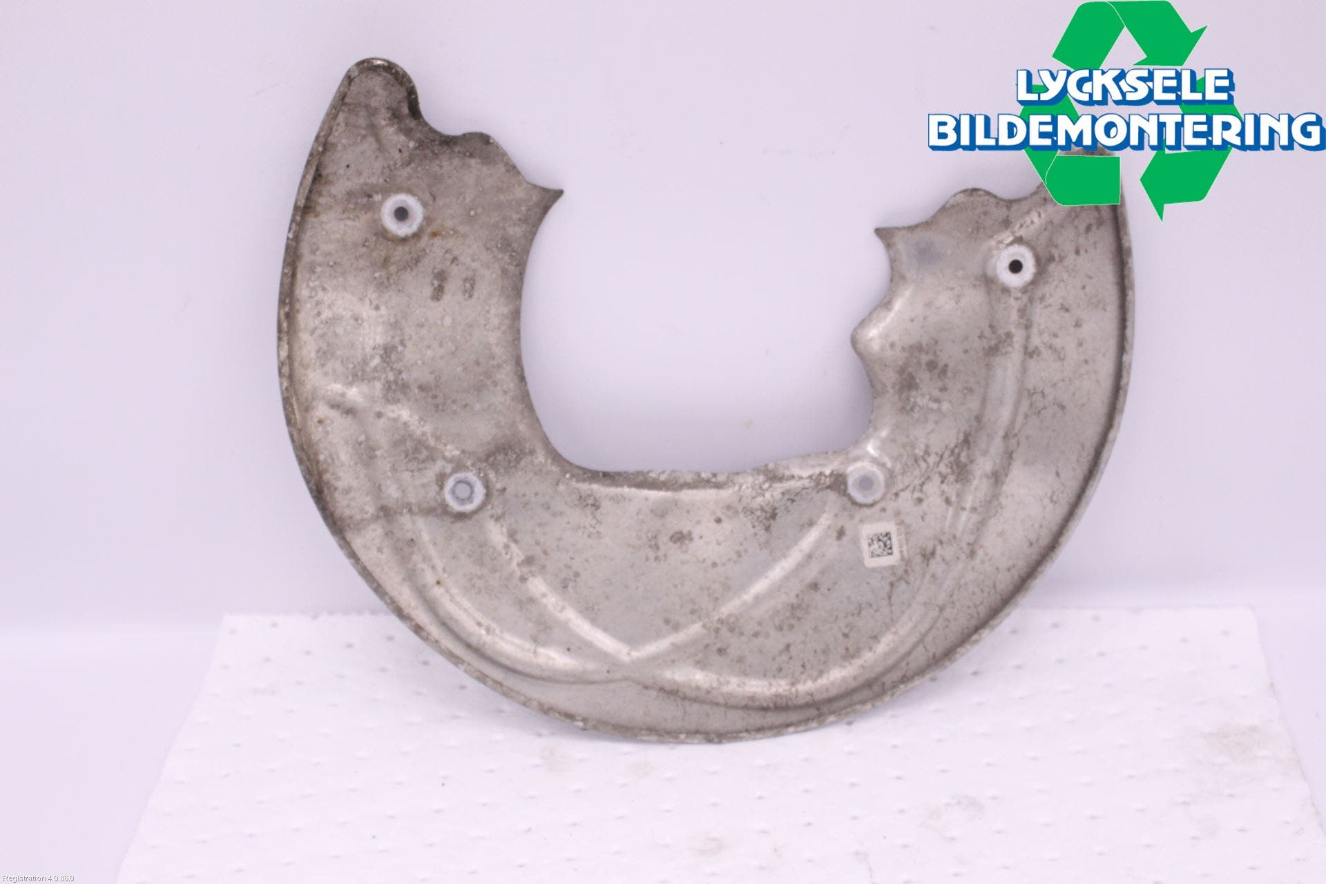 Audi A6 F2/C8 19- Bromssköld Fram