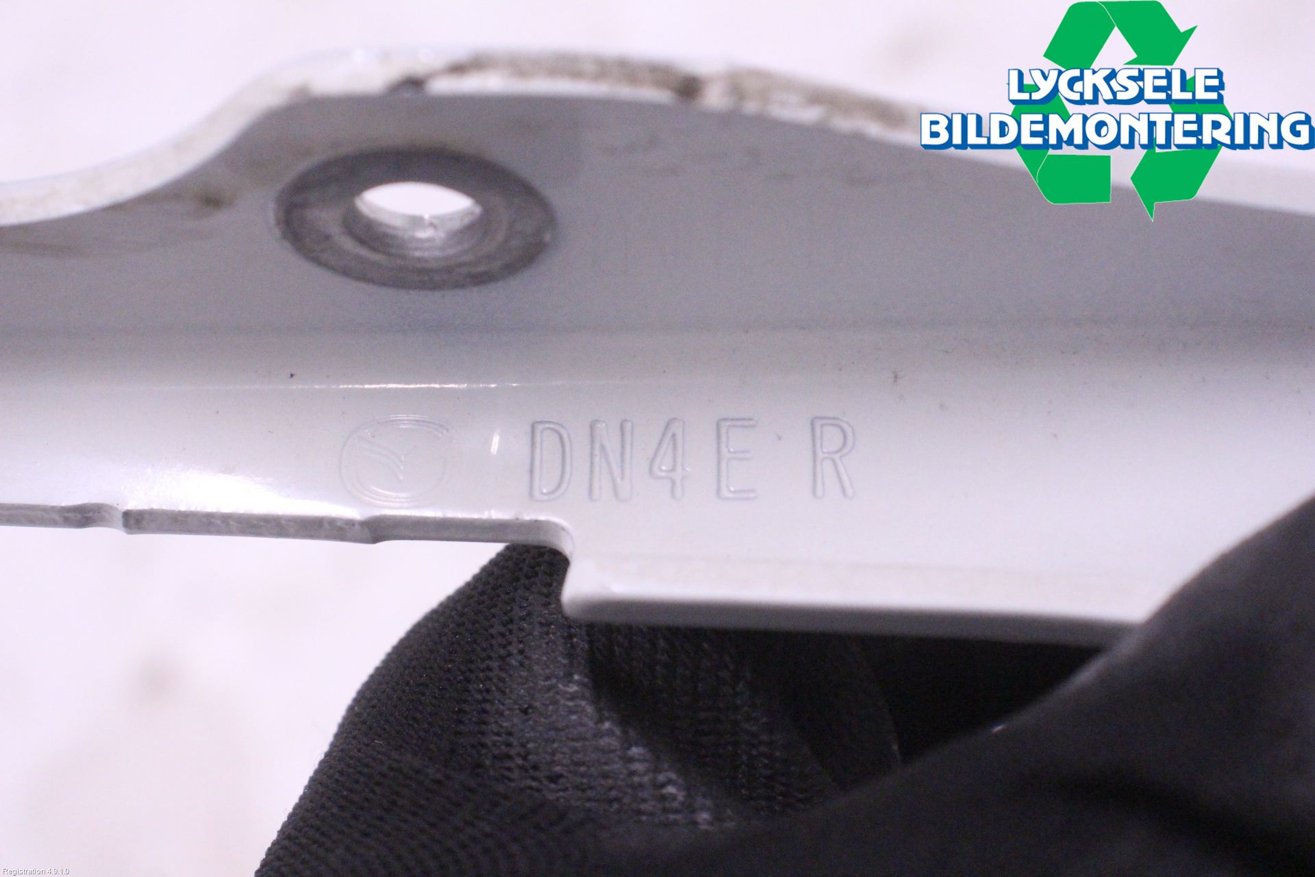 Mazda MX-30 20- Huvgångjärn