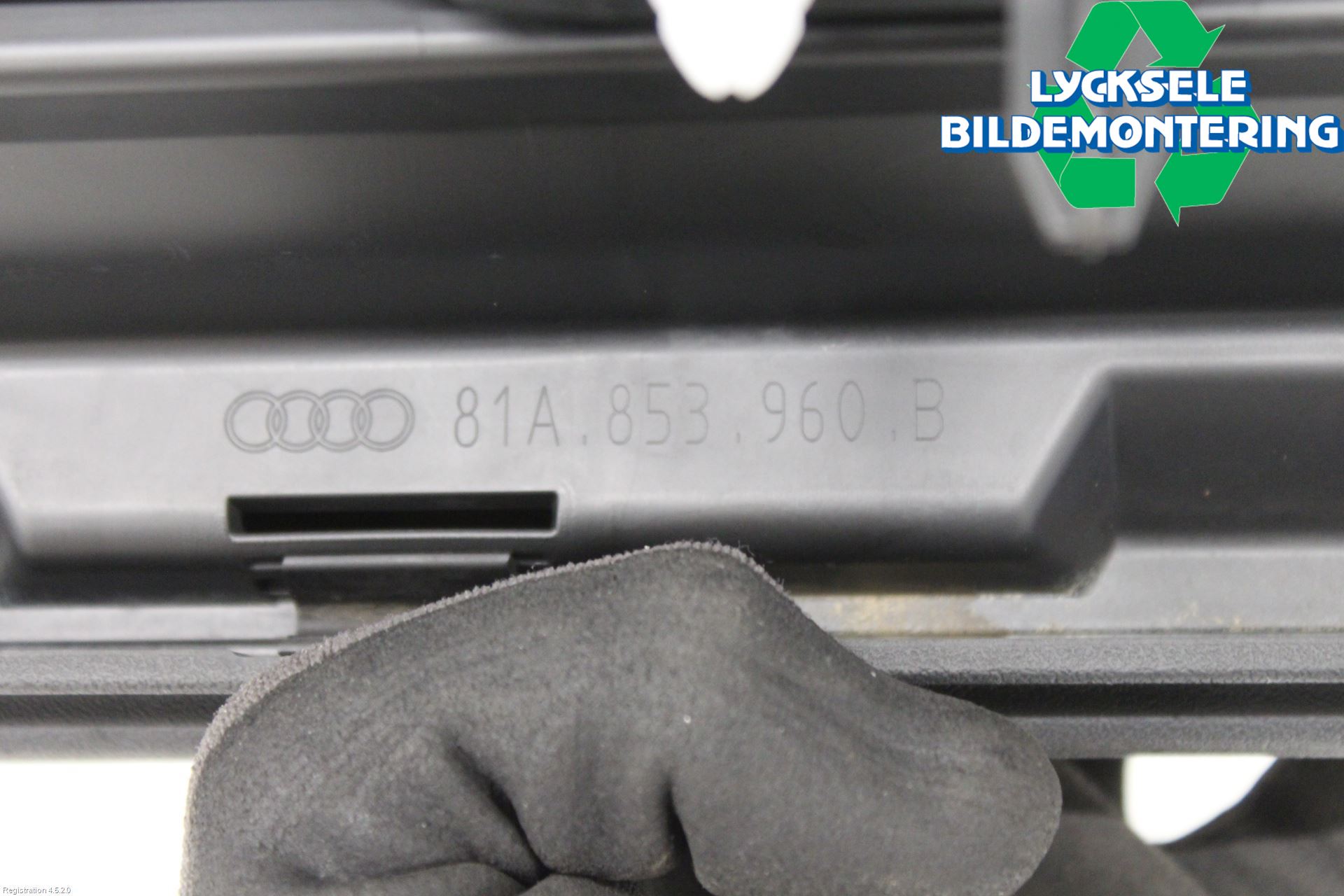 Audi Q2/SQ2 17- Dörr Dekorlist Fram Hö