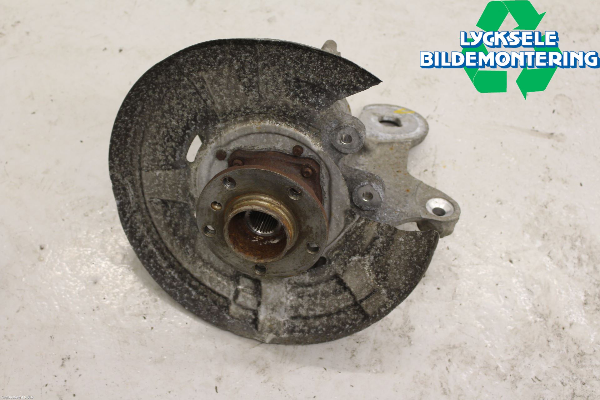 BMW 5 F10/F11/F18 09-17 Hjullagerhus-Spindel Vä B