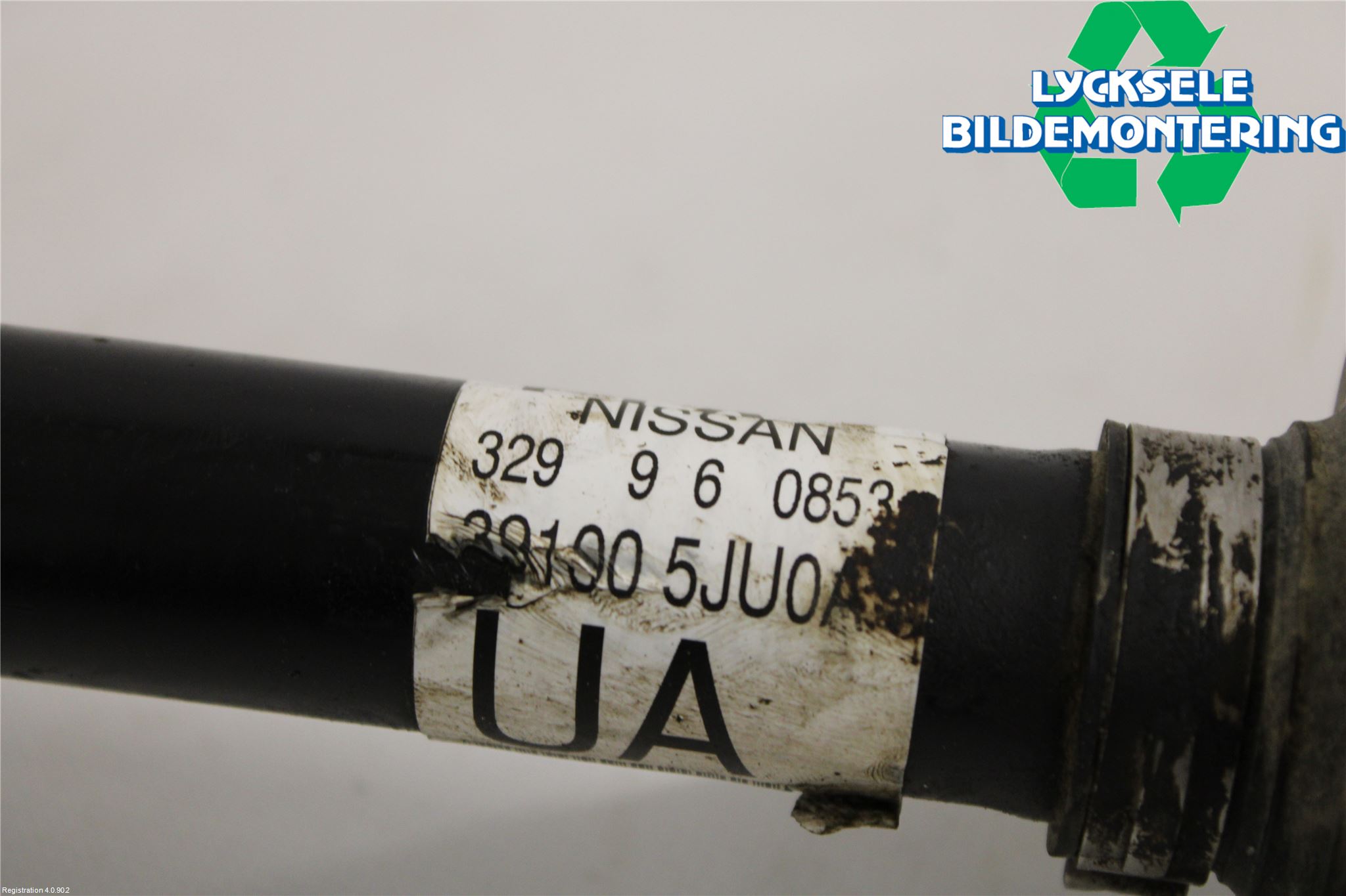 Nissan NAVARA, TREK-1 17-21 Drivaxel Fram Höger