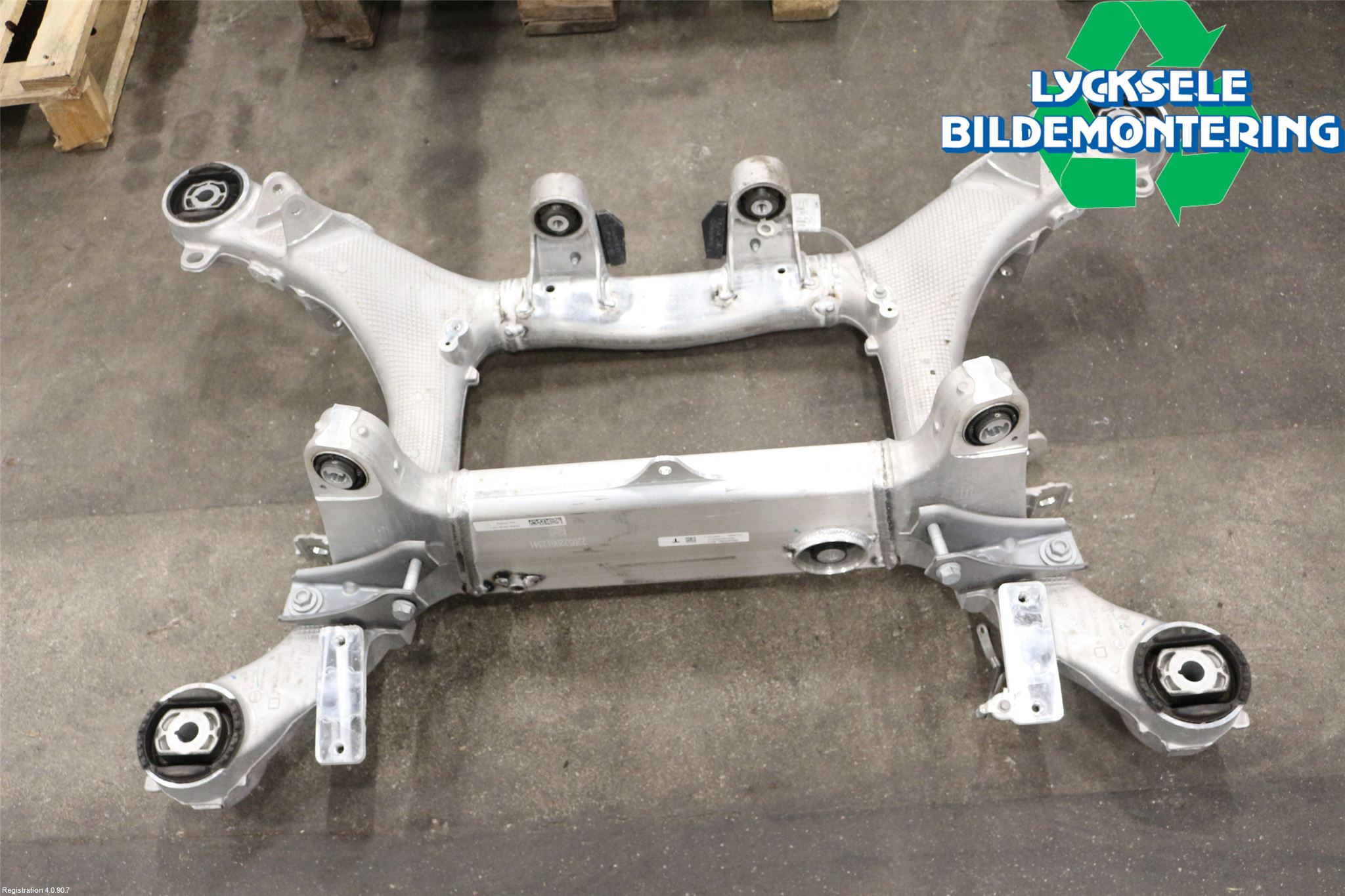 BMW 5 G30/G31/F90 17-23 Bakaxelbalk