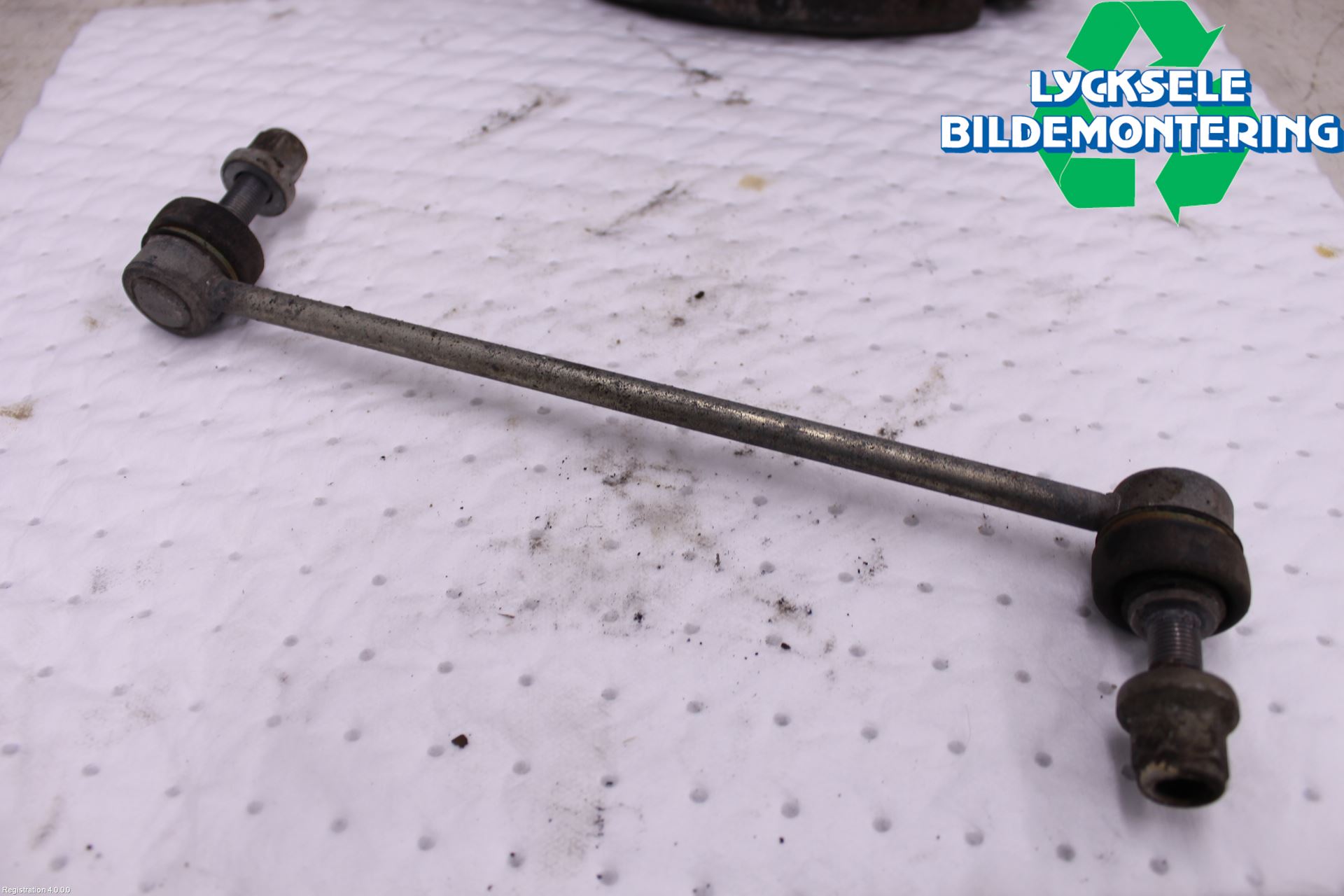 Ford TRANSIT/TOURNEO COURIER 13-23 Krängningshämmarstag Fram