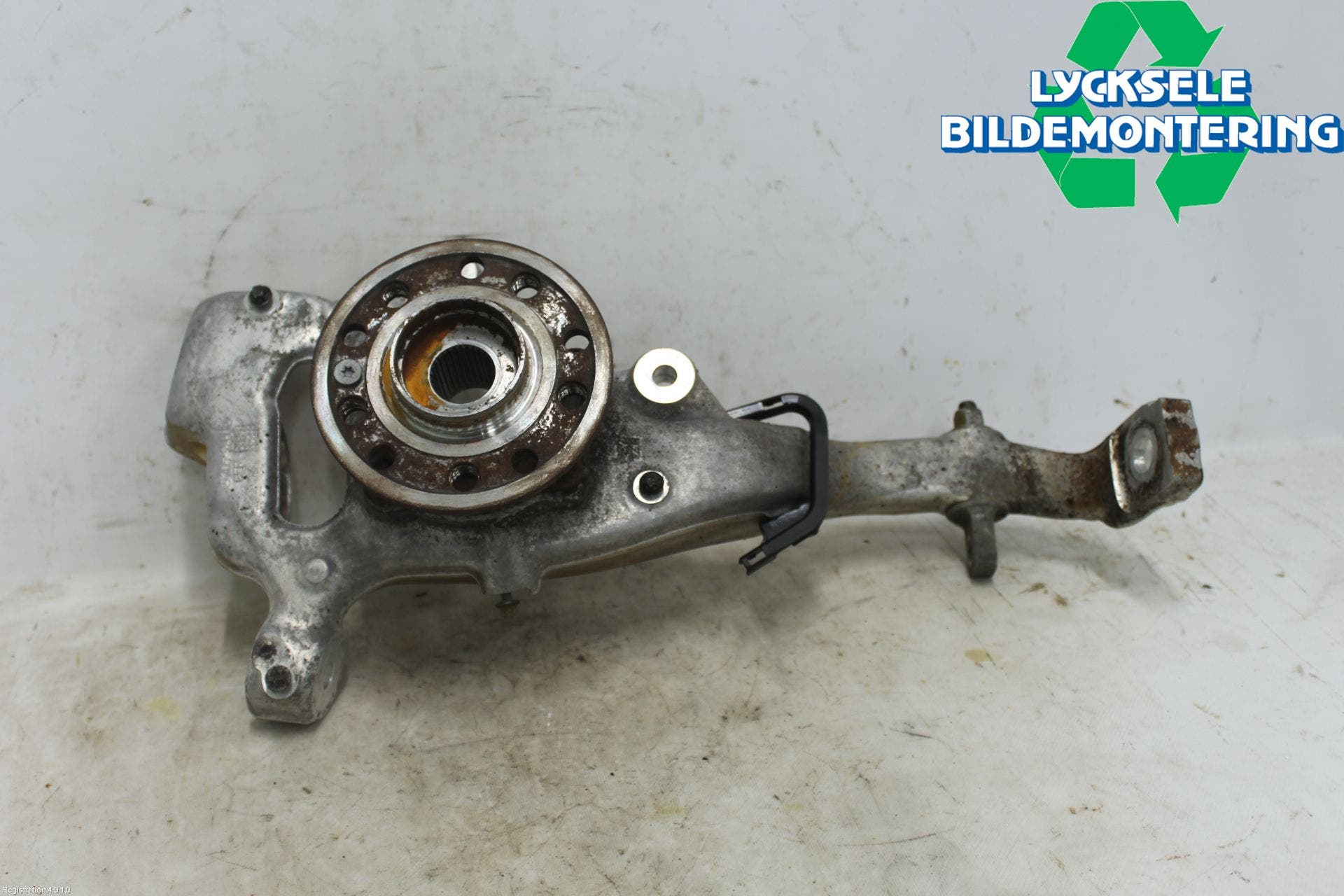 Mercedes-Benz MB C-KLASS (W205) 14-21 Styrspindel Lagerhus Vä