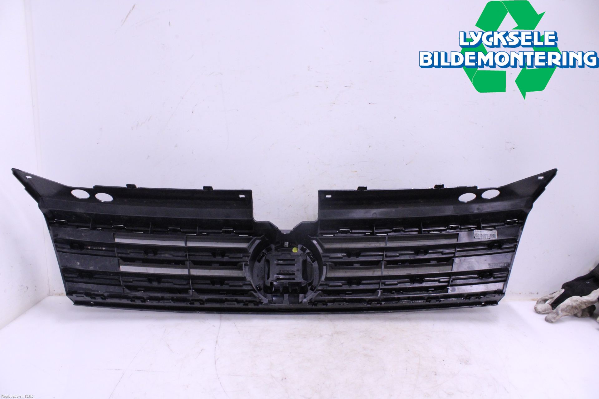 Volkswagen VW TIGUAN 16-24 Grill Komp