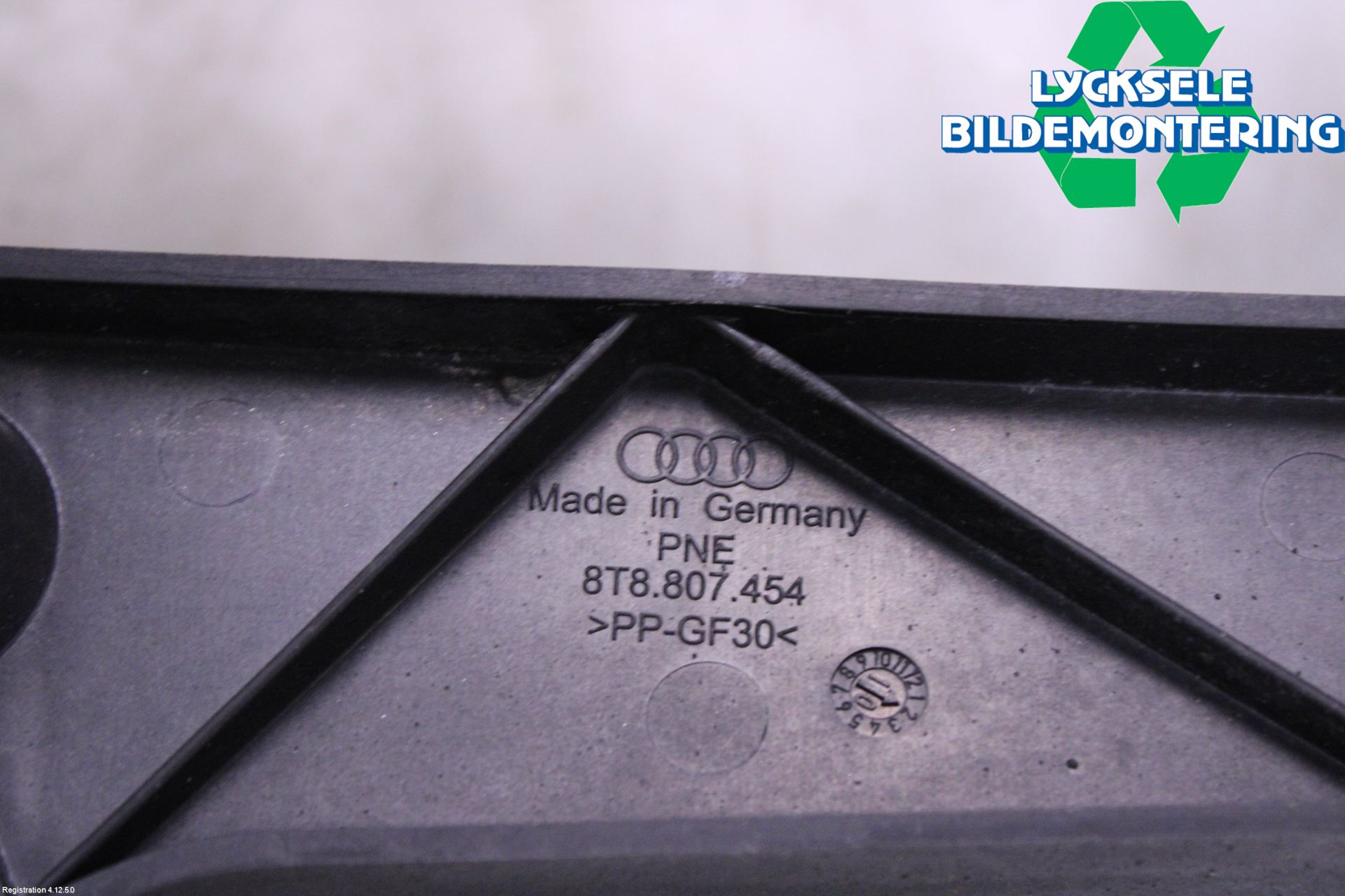 Audi A5 07-16 Stötfångarfäste Bak Hö