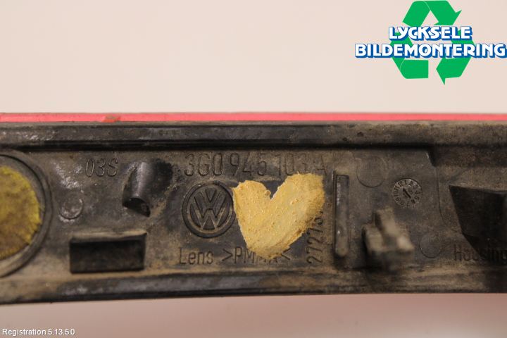 Volkswagen VW PASSAT 15-19 Dimljus/Reflex Bak