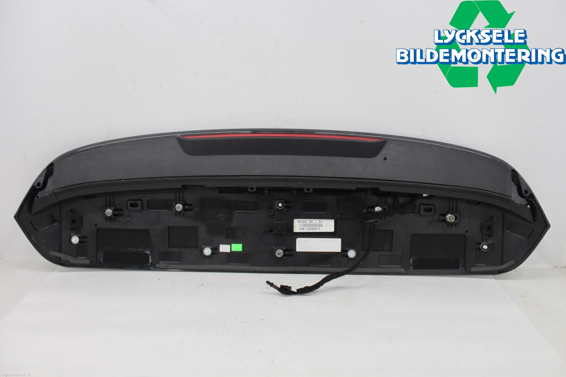 Volkswagen VW GOLF / E-GOLF VIII 20- Spoiler Baklucka