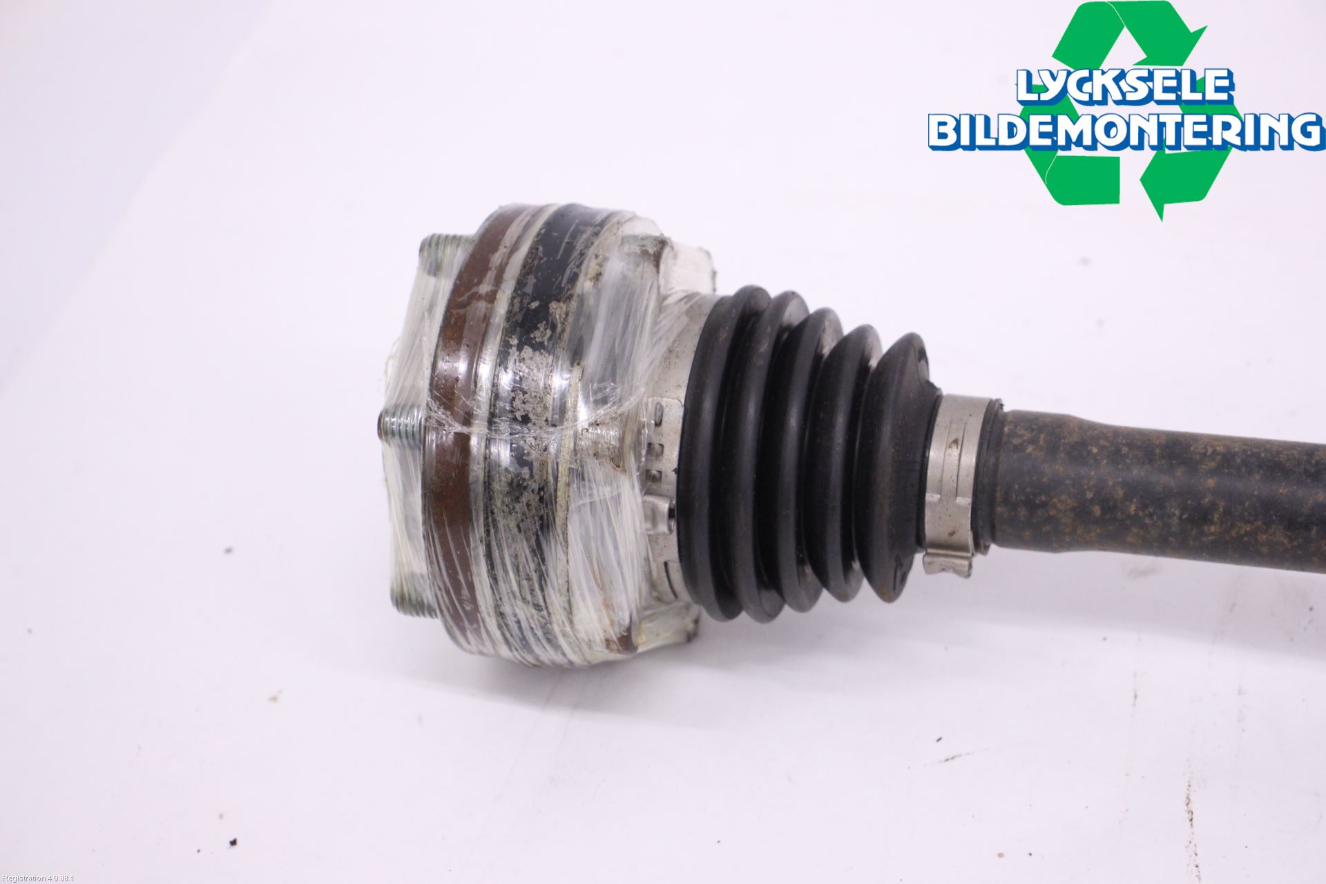 Volkswagen VW TRANSP/CARAVELLE (T5) 04-15 Drivaxel Bak Vänster