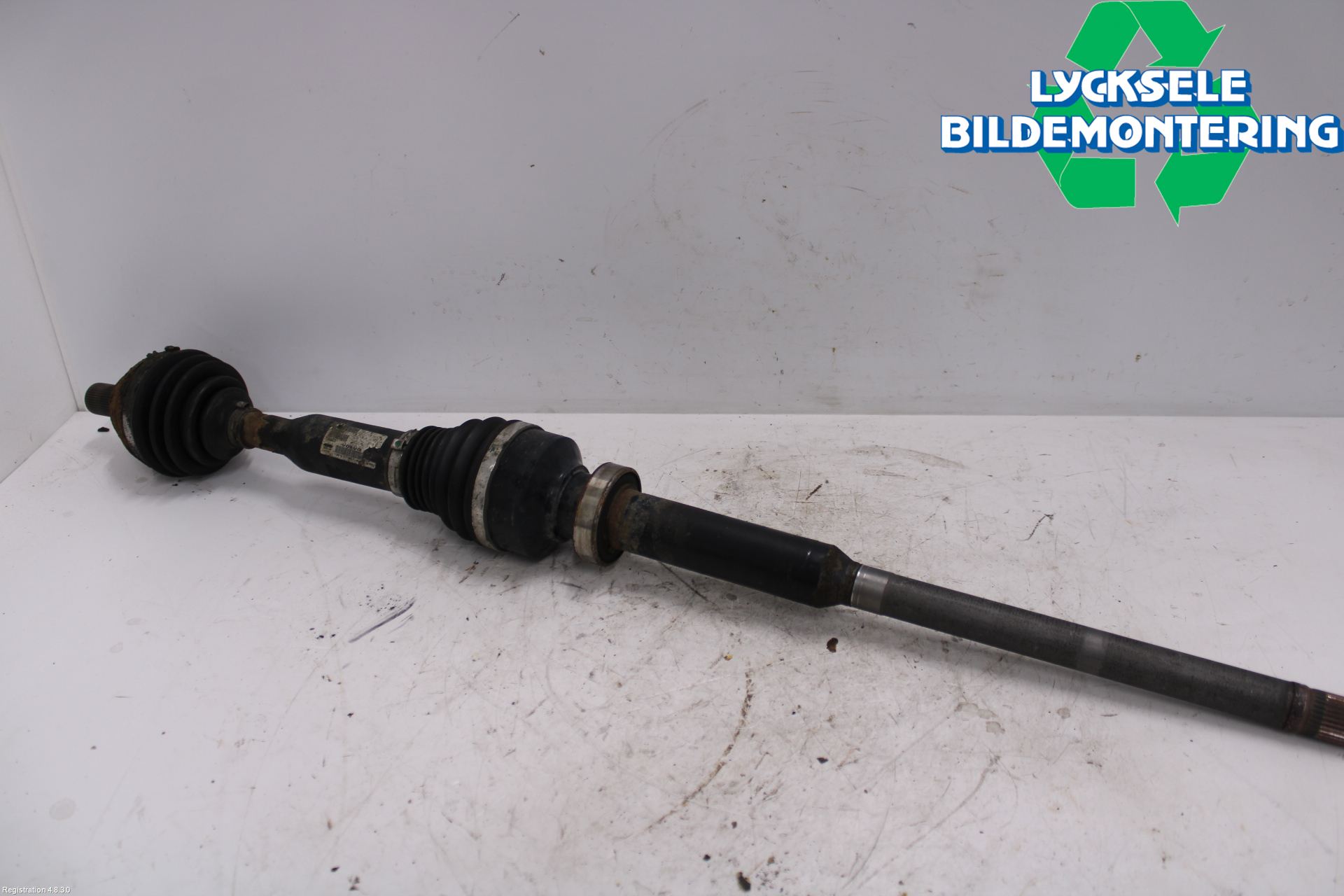 Volvo XC70 08-13 Drivaxel Fram Höger