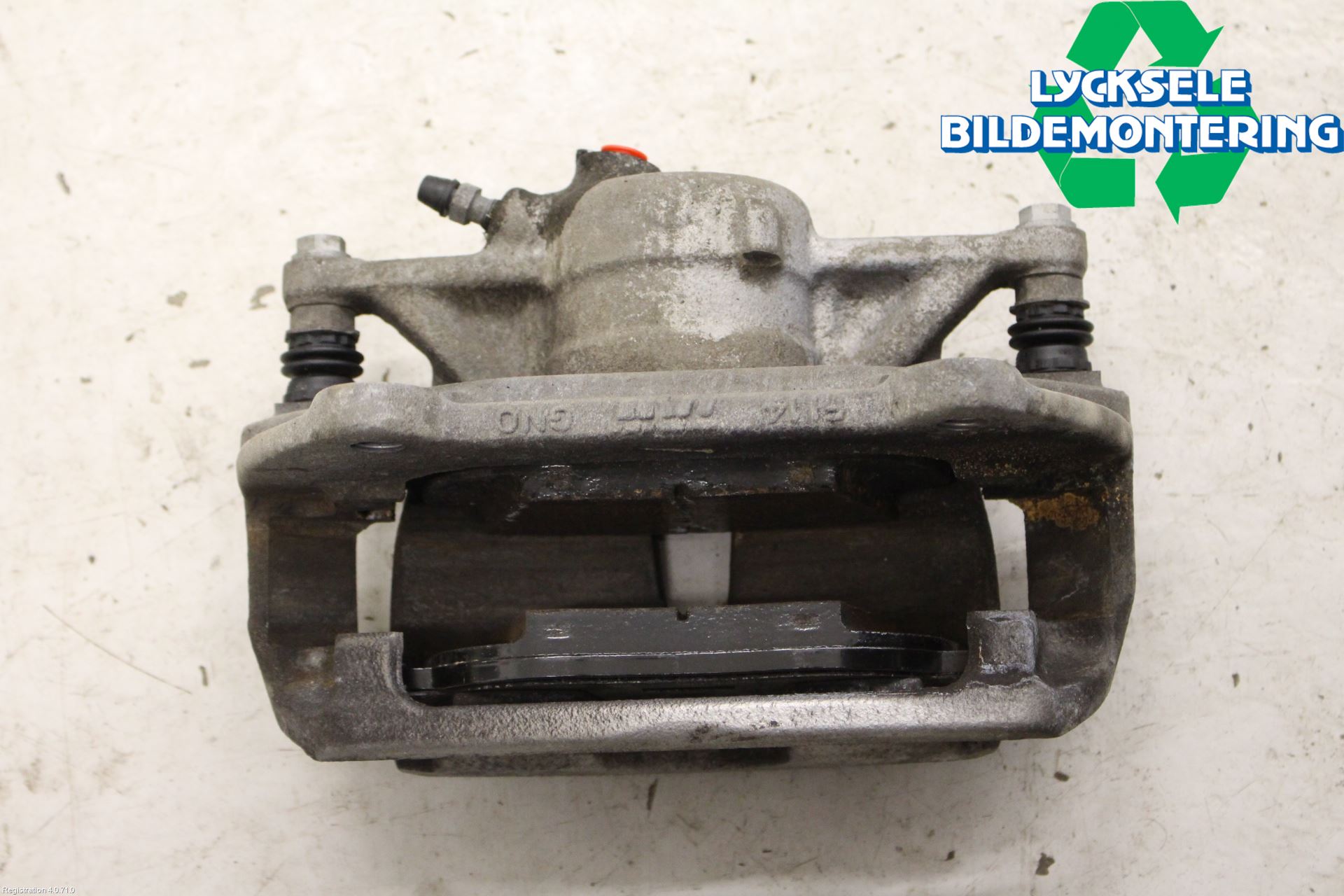 Seat TARRACO 19- Bromsok Fram Vänster