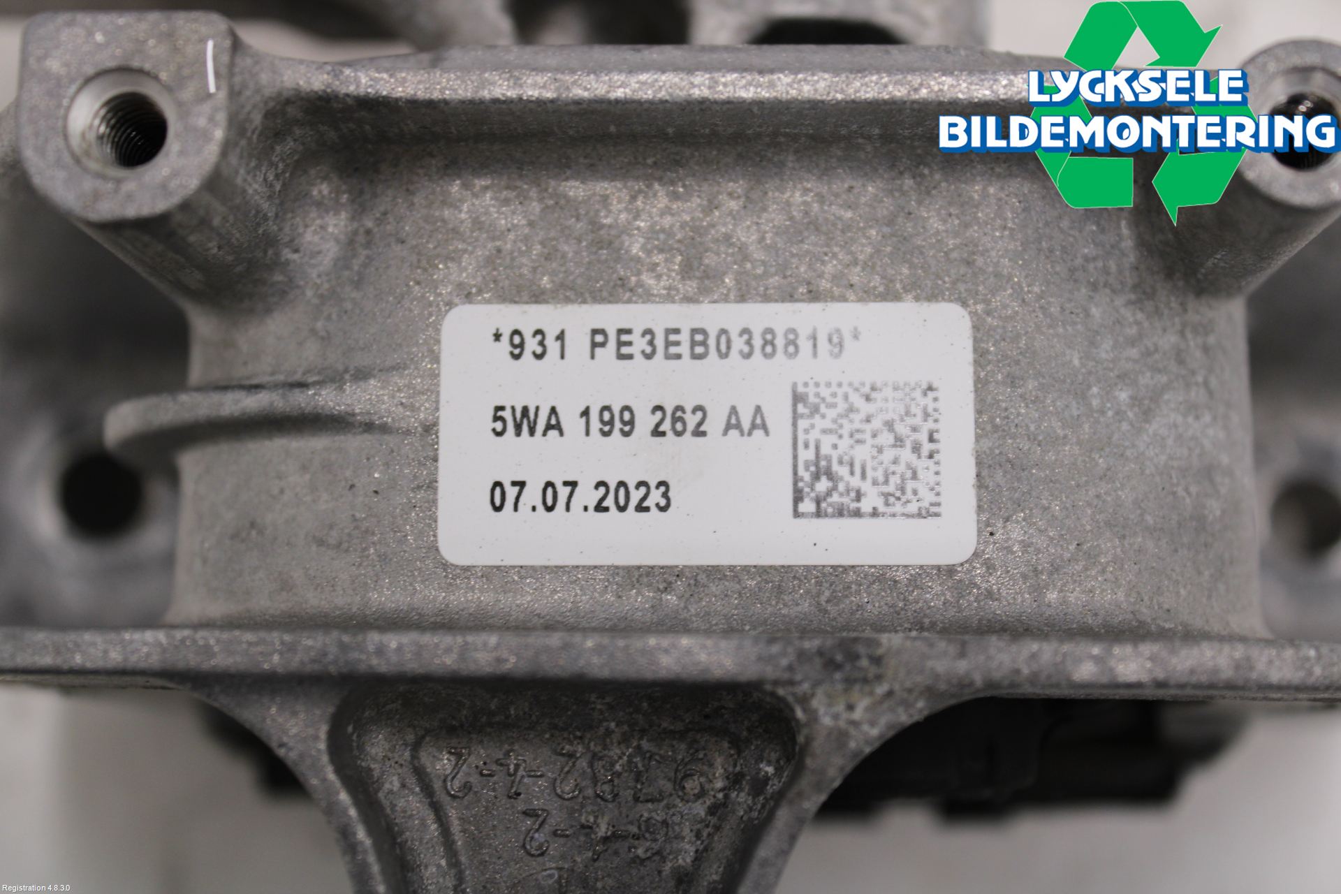 Volkswagen VW GOLF / E-GOLF VIII 20- Motorfäste