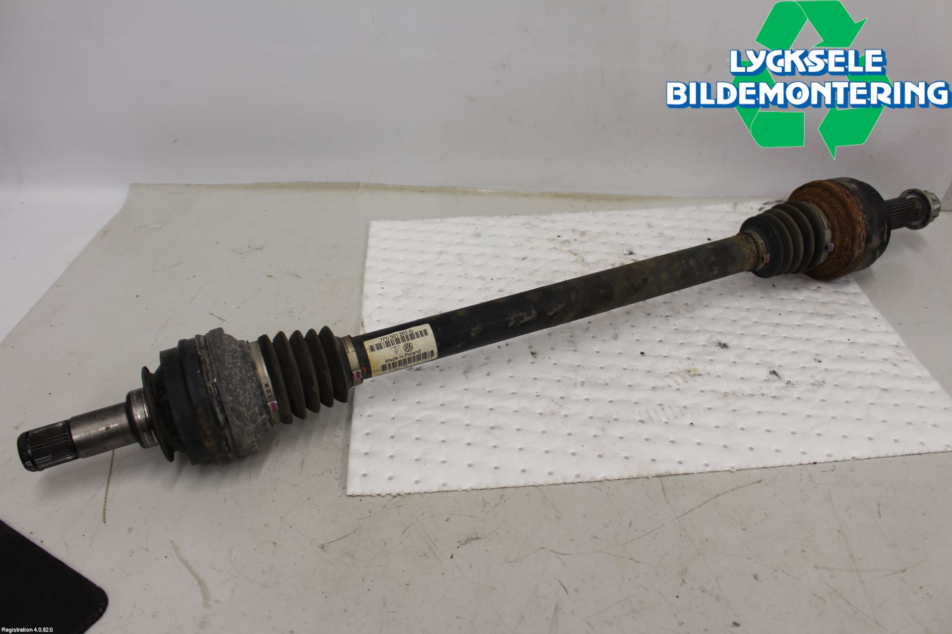 Volkswagen VW TOUAREG 7P 11-18 Drivaxel Bak Vänster