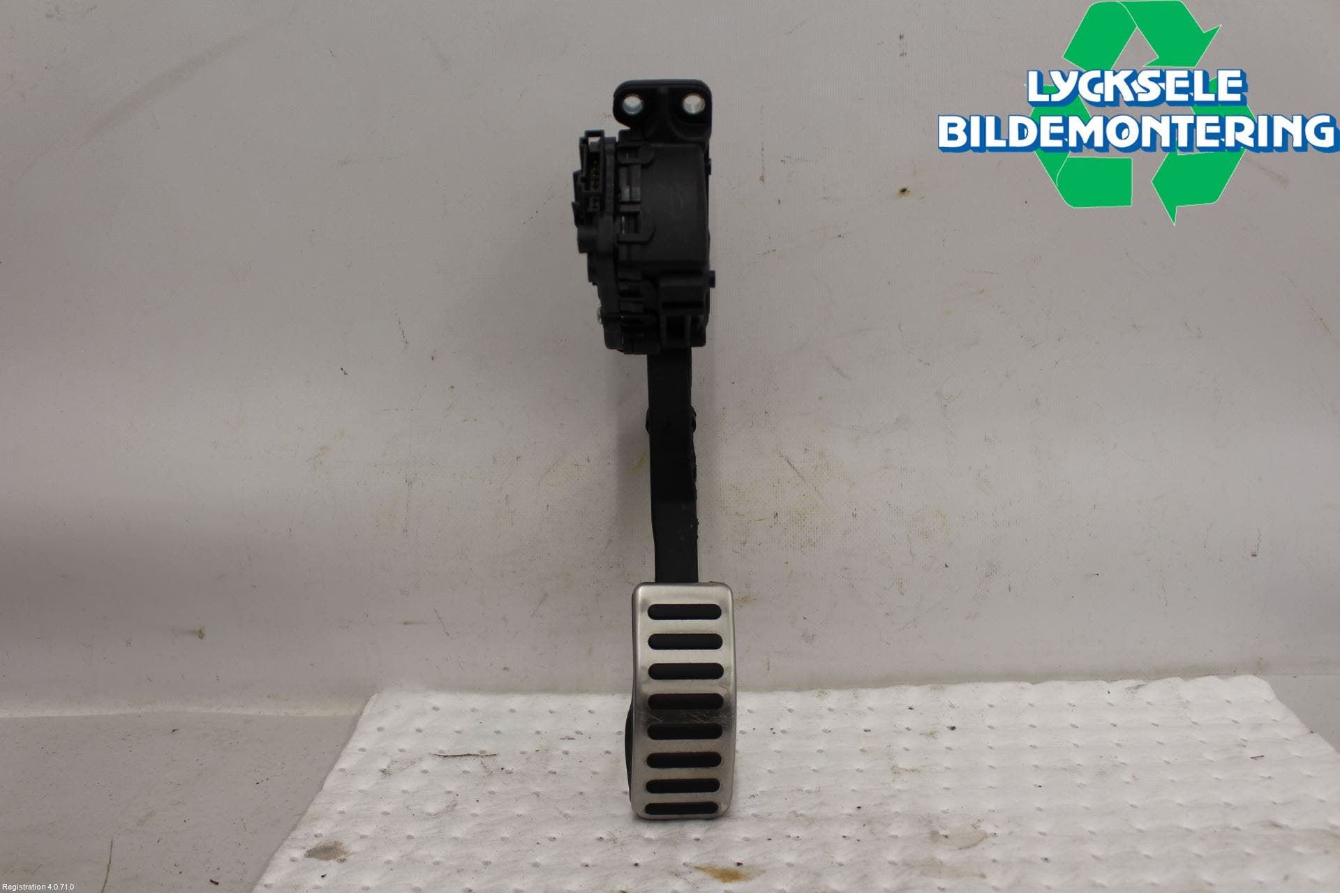 Volkswagen VW AMAROK 2H 10-22 Gaspedal