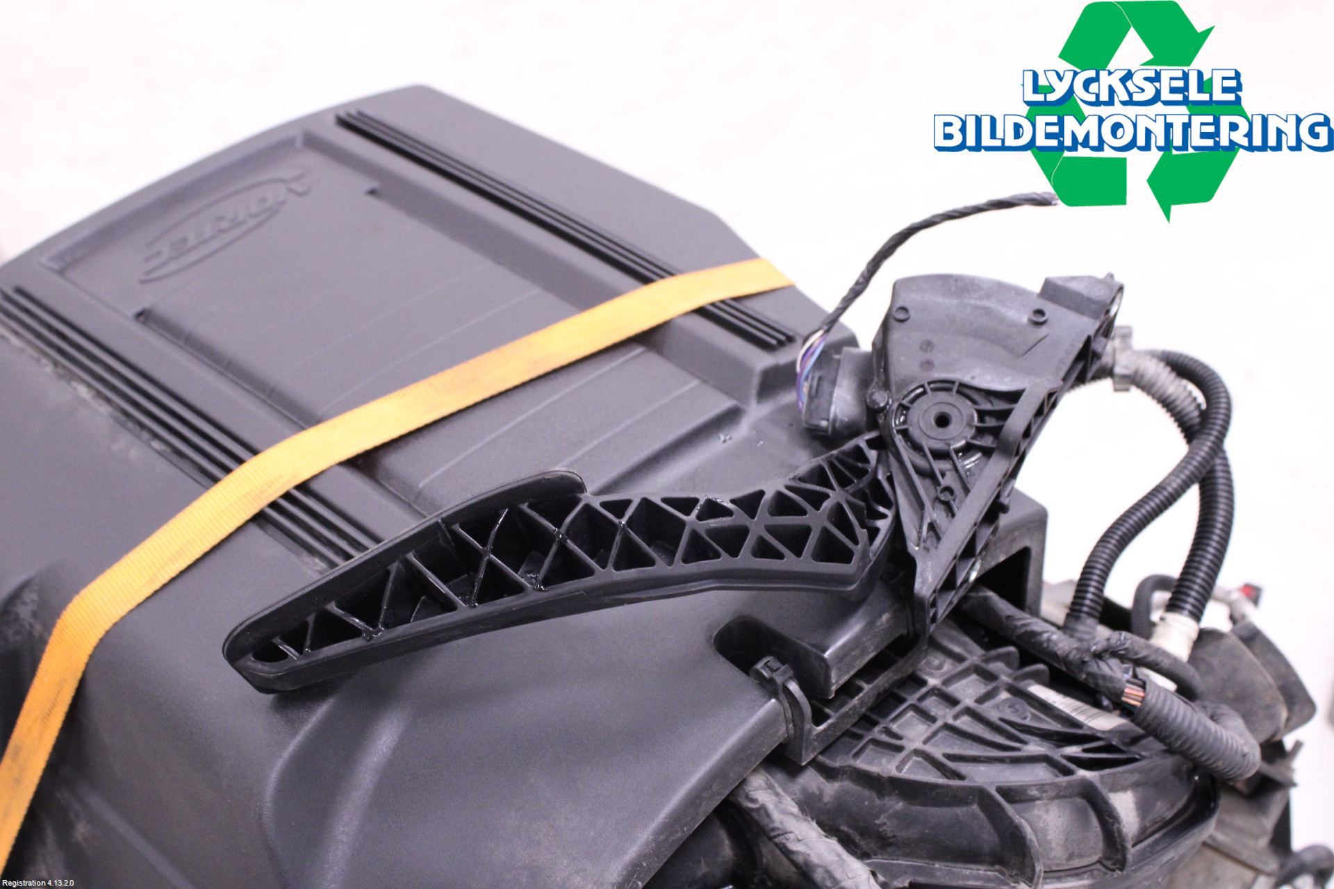 Chevrolet TAHOE Motor Bensin