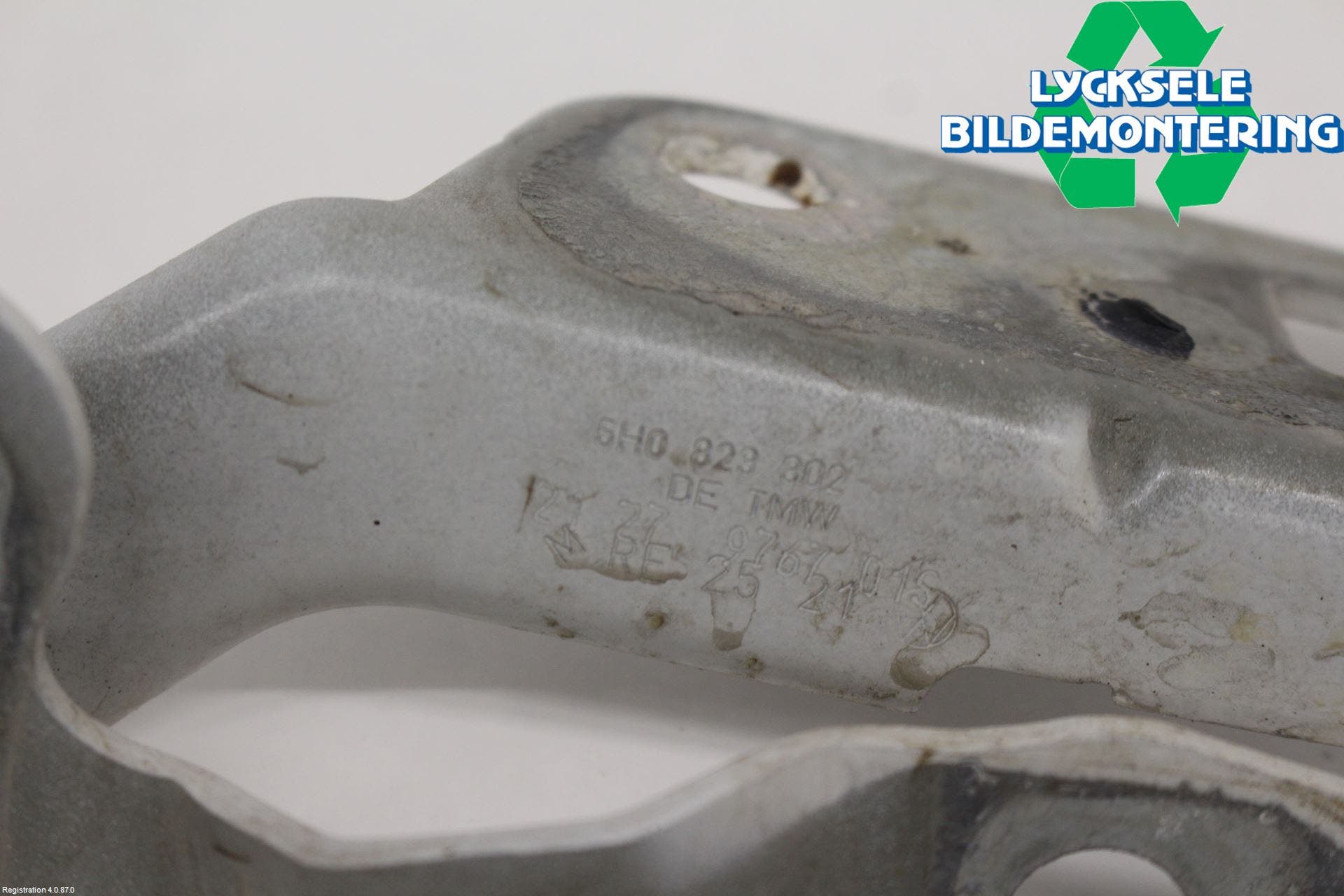 Volkswagen VW GOLF / E-GOLF VIII 20- Huvgångjärn