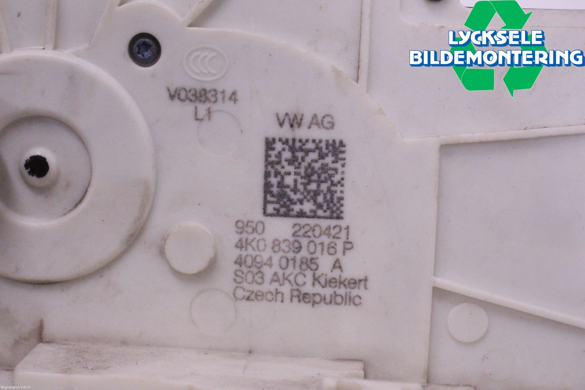 Audi A6 F2/C8 19- Låskista-Dörrlås