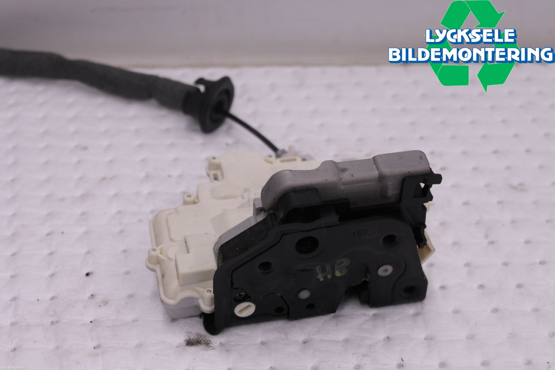 Audi A6 ALLROAD 12-18 Låskista-Dörrlås