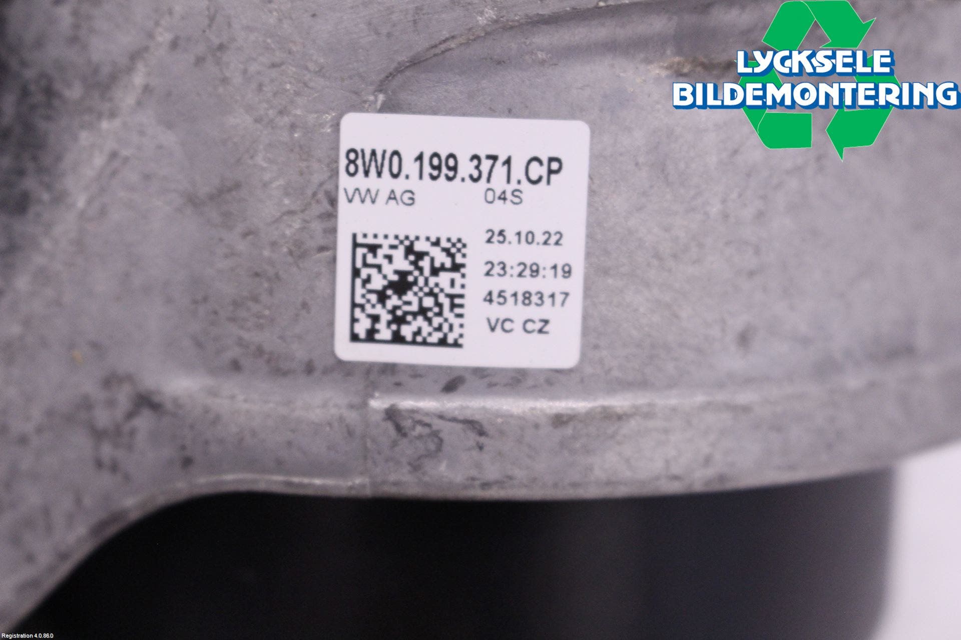 Audi A4/S4 B9 20- Motorkudde