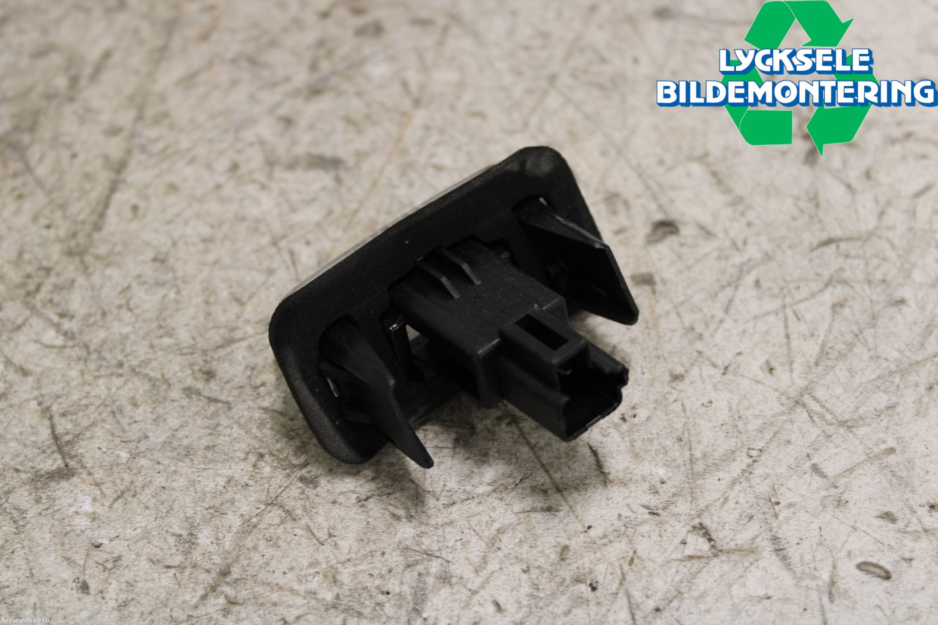 Toyota AURIS 13-19 Skylt Belysning