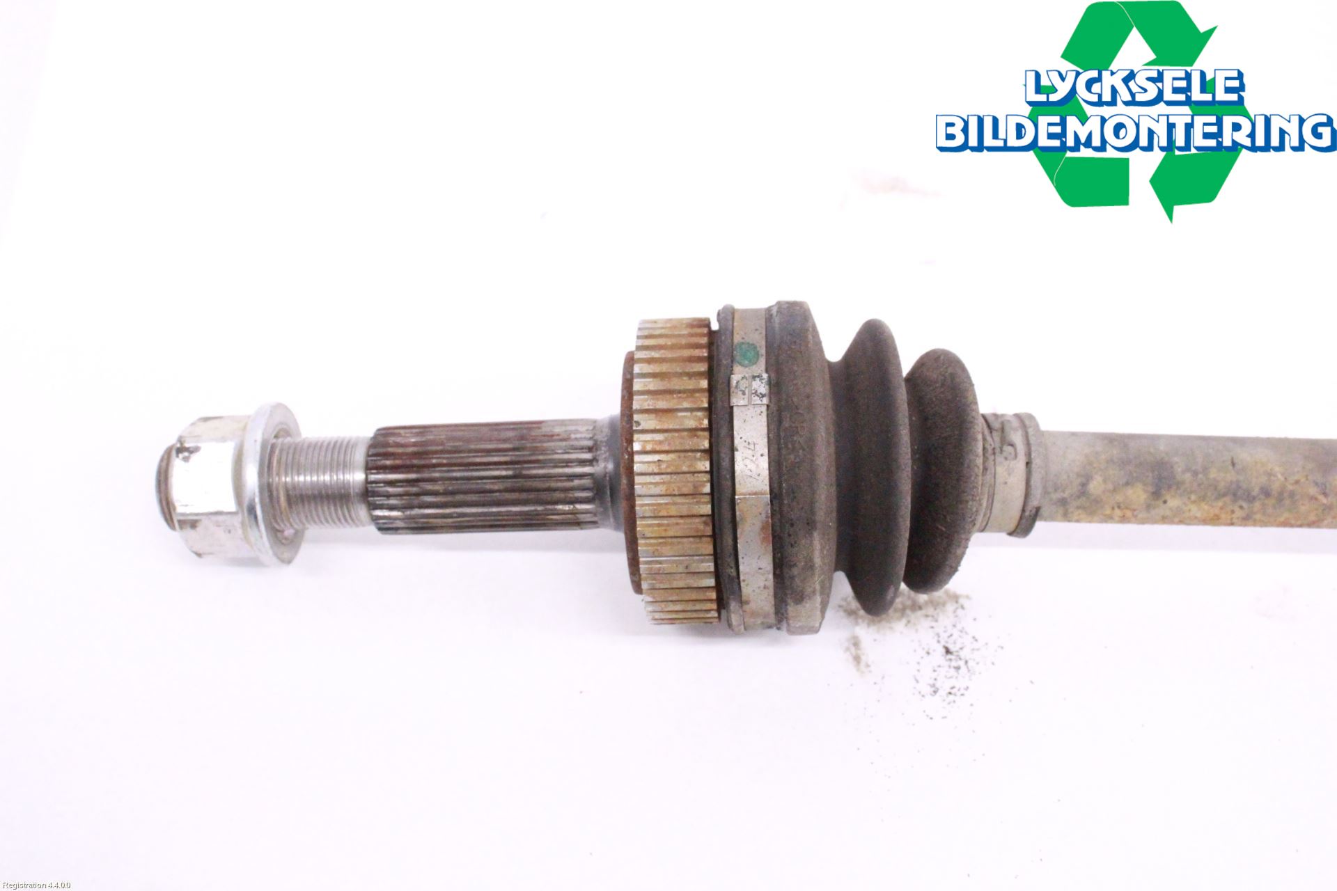 Nissan QASHQAI 17-21 Drivaxel Bak Höger
