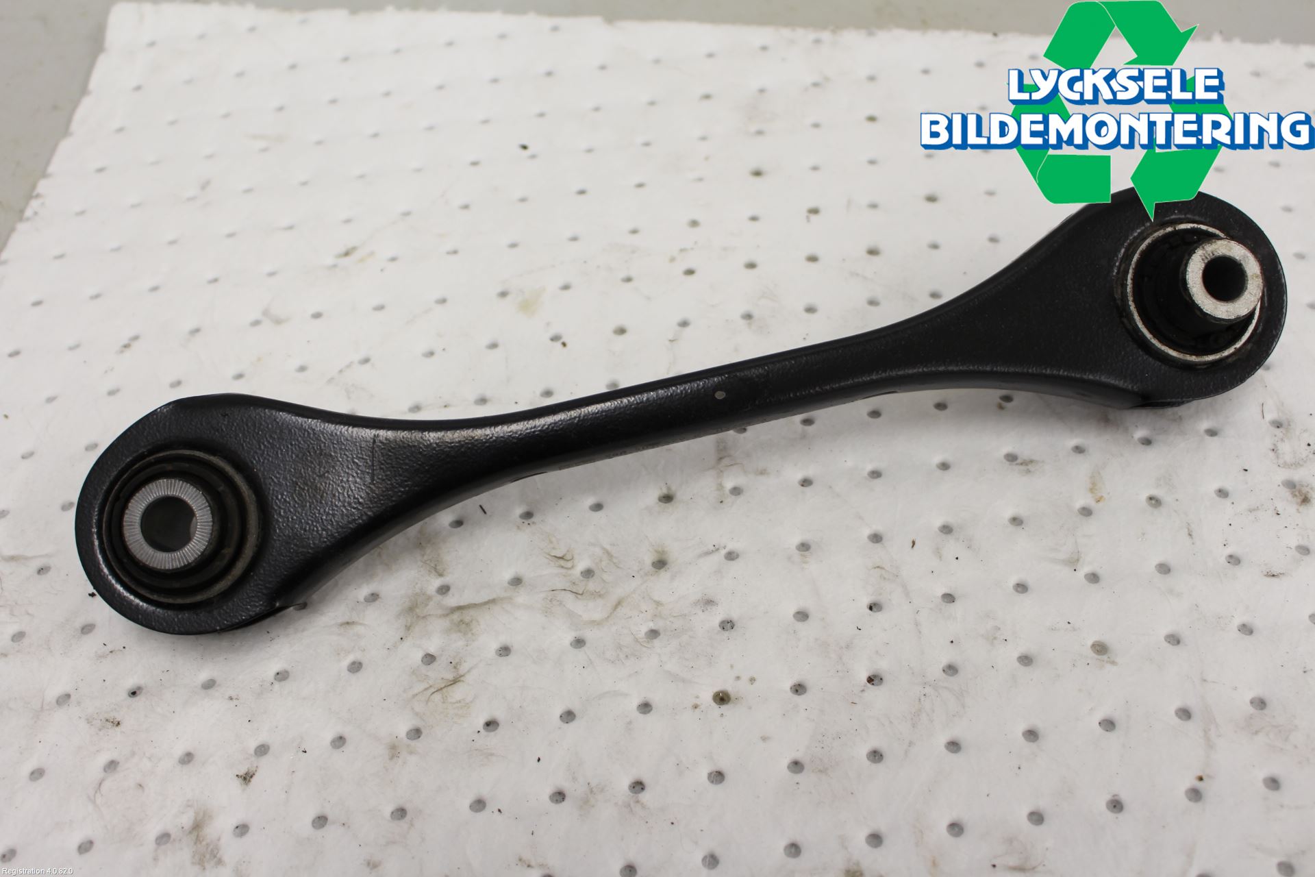 Audi A3/S3 8Y 21- Bärarm Bak Vä-Hö