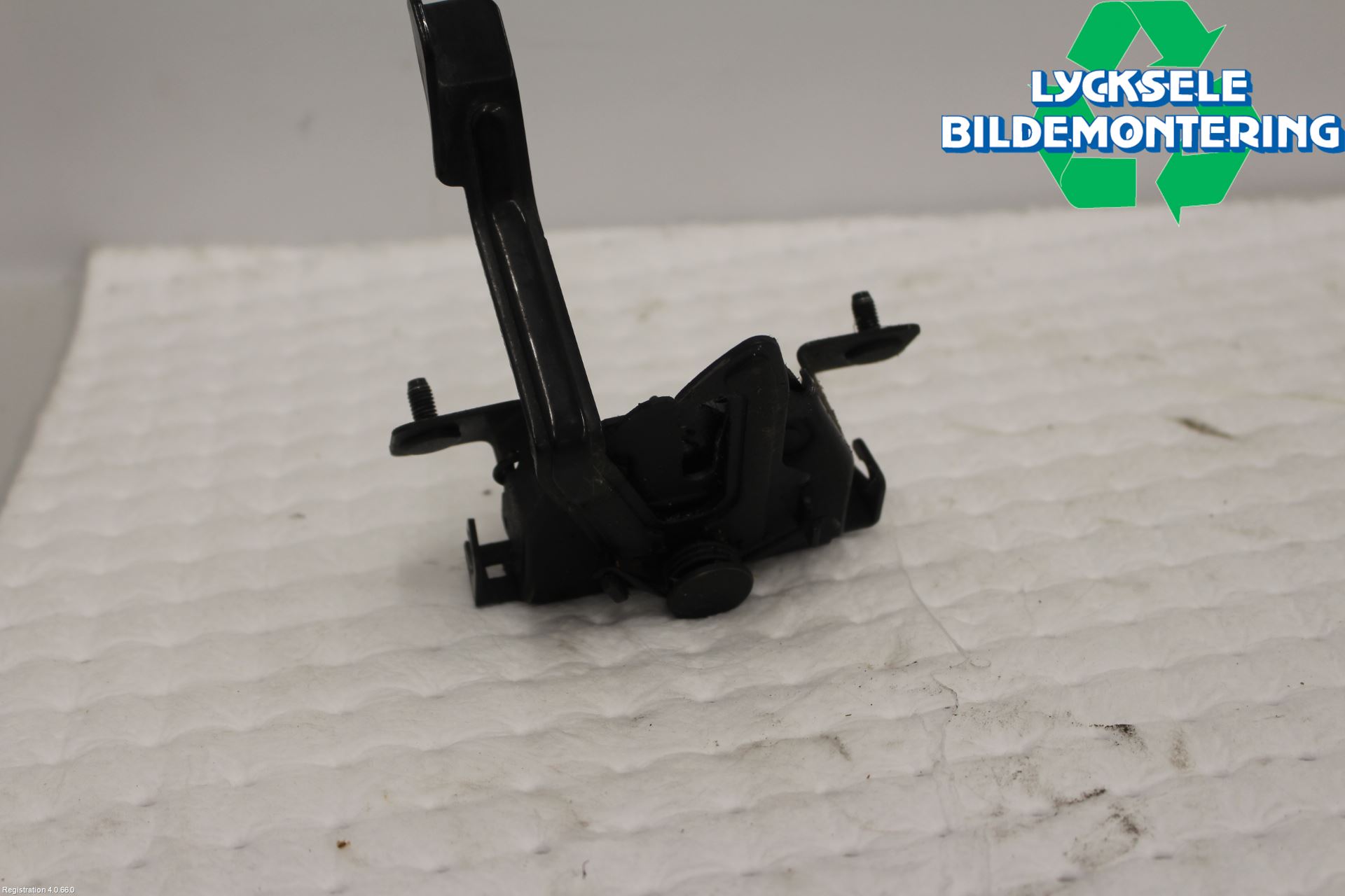 Kia VENGA 10-19 Huvlås