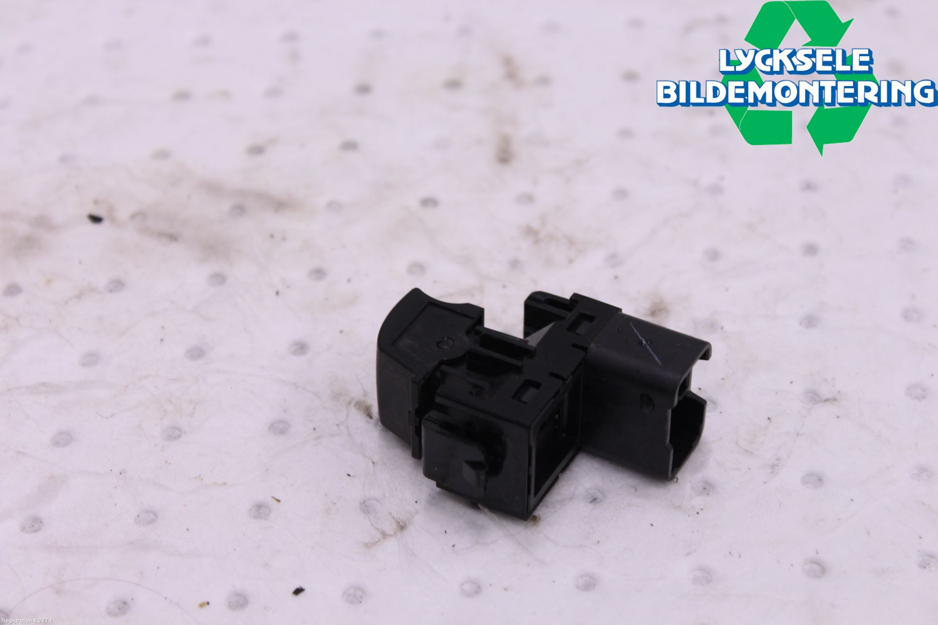 Mitsubishi L200 16-23 Strömställare Elhiss