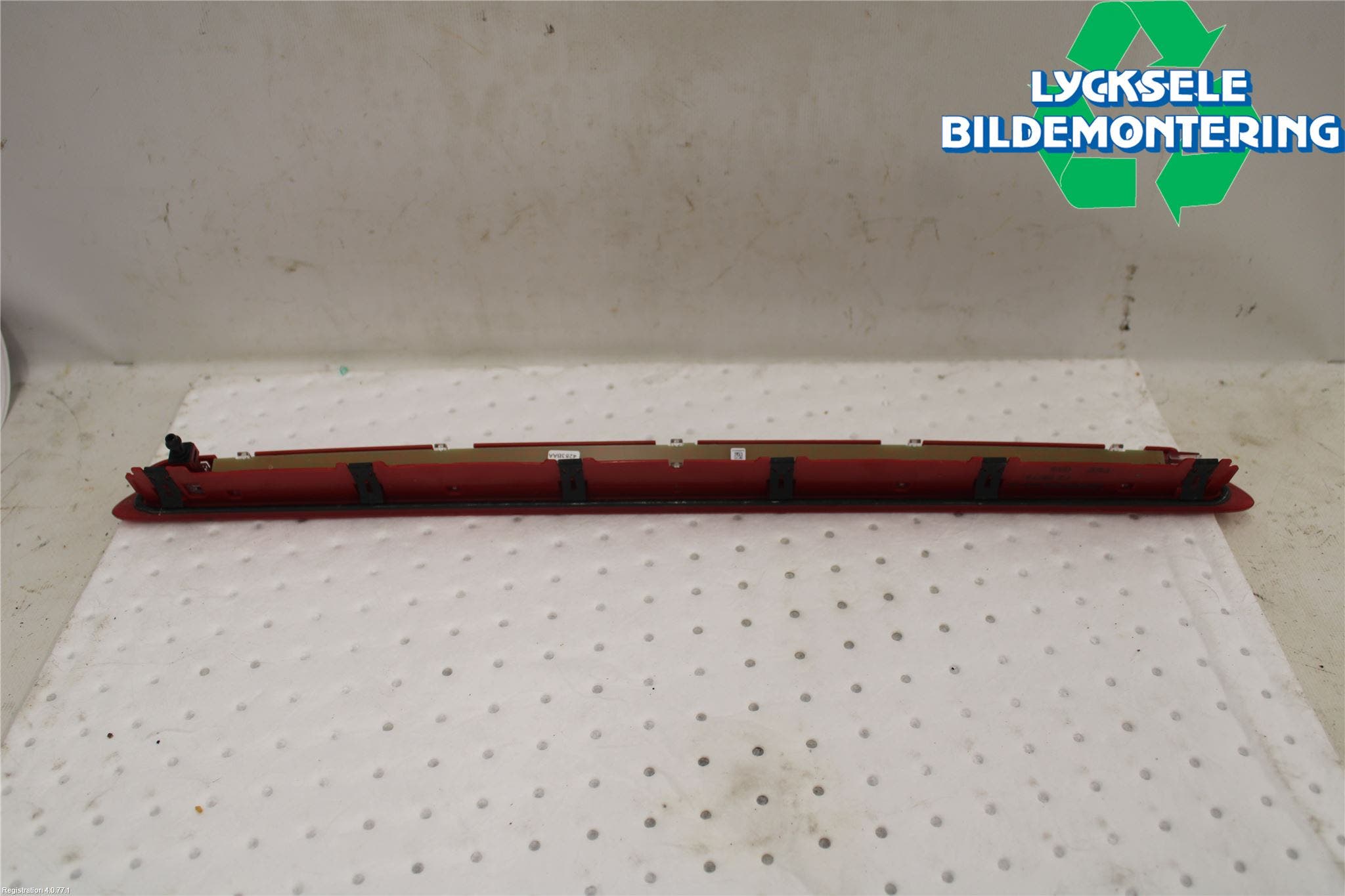 Volkswagen VW PASSAT 15-19 Bromsljus Bakruta