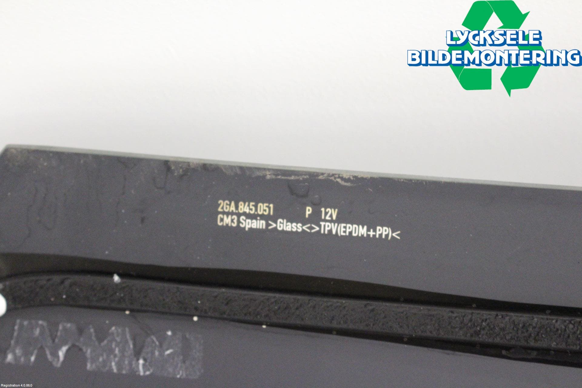 Volkswagen VW T-ROC 18- Bakruta