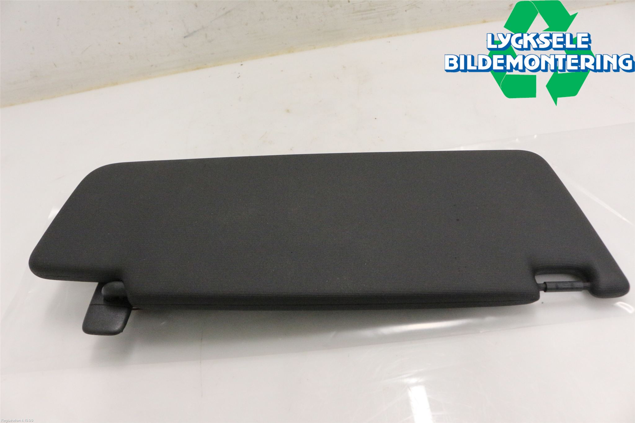 Skoda ENYAQ iV 21- Solskydd