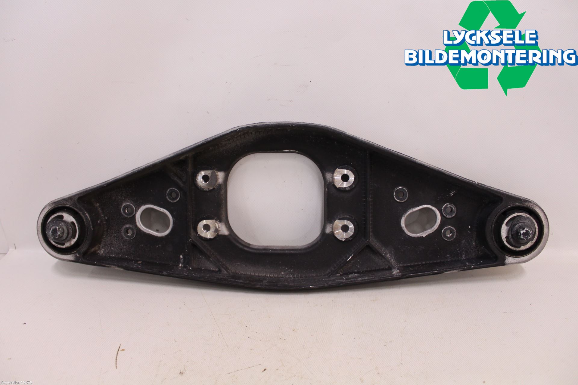 Mercedes-Benz MB CLS (C219) 03-11 Bakaxelbalk