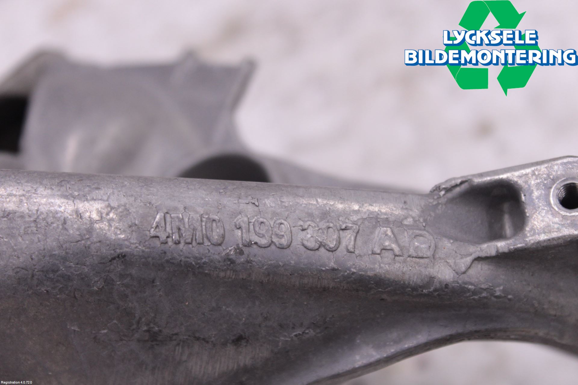 Audi A4/S4 B9 20- Motorfäste