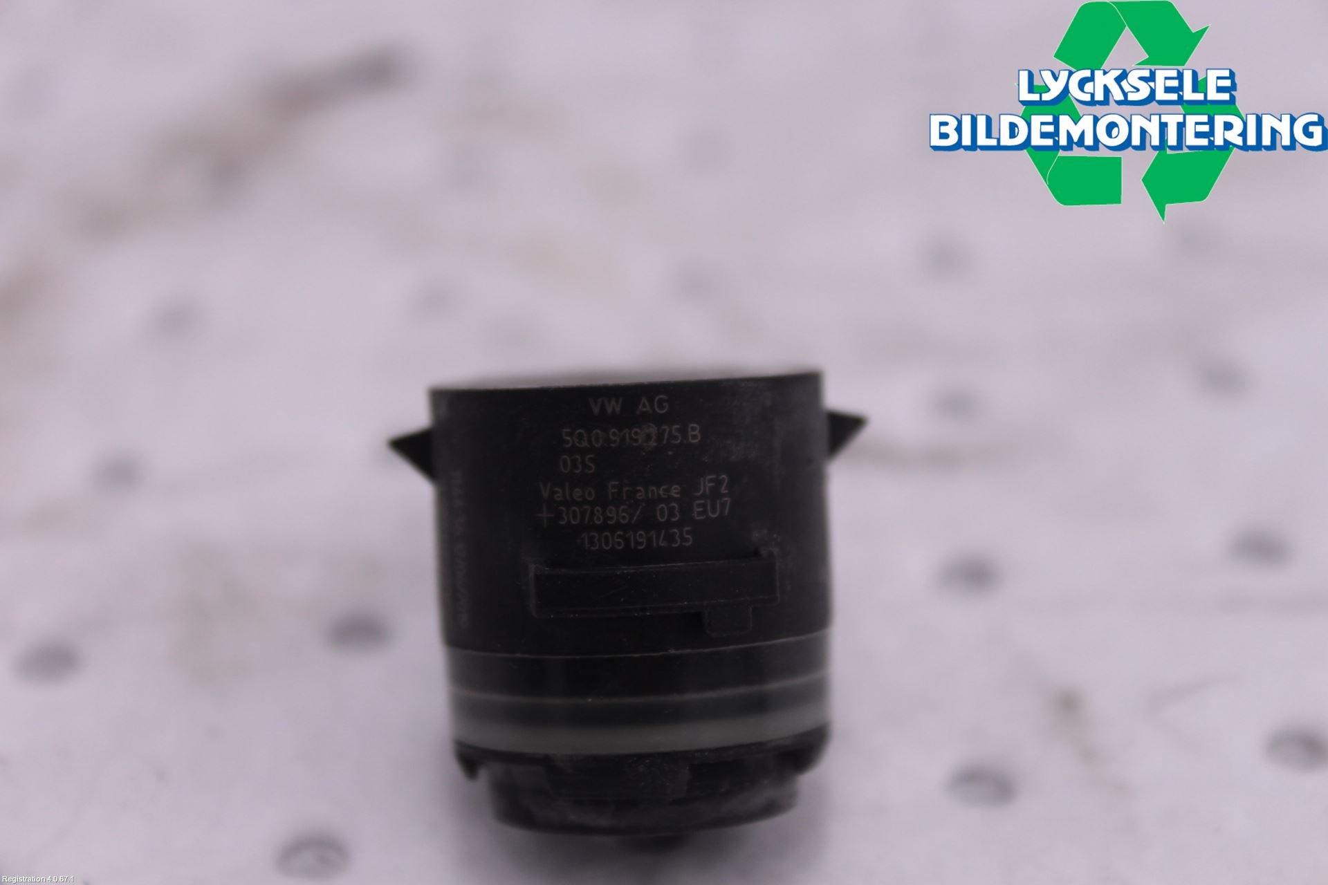 Volkswagen VW T-CROSS 19- Parkeringshjälp Backsensor