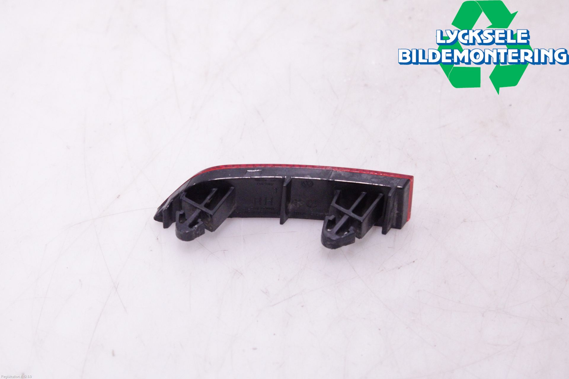 Volkswagen VW TIGUAN 16-24 Dimljus/Reflex Bak