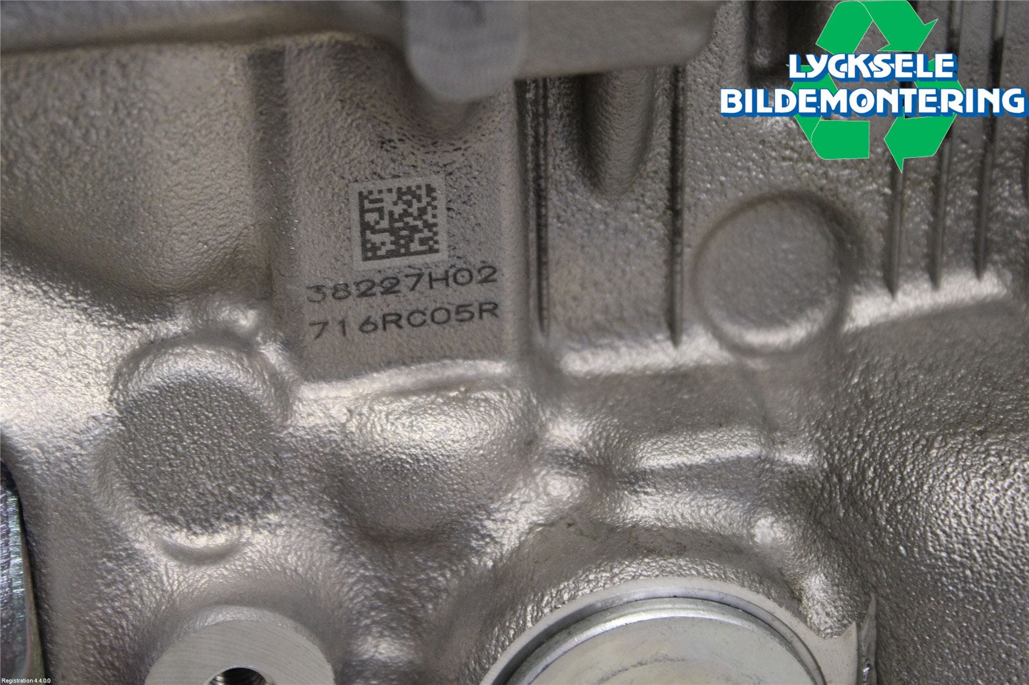 Nissan X-TRAIL T33 22- Topplock Bensin