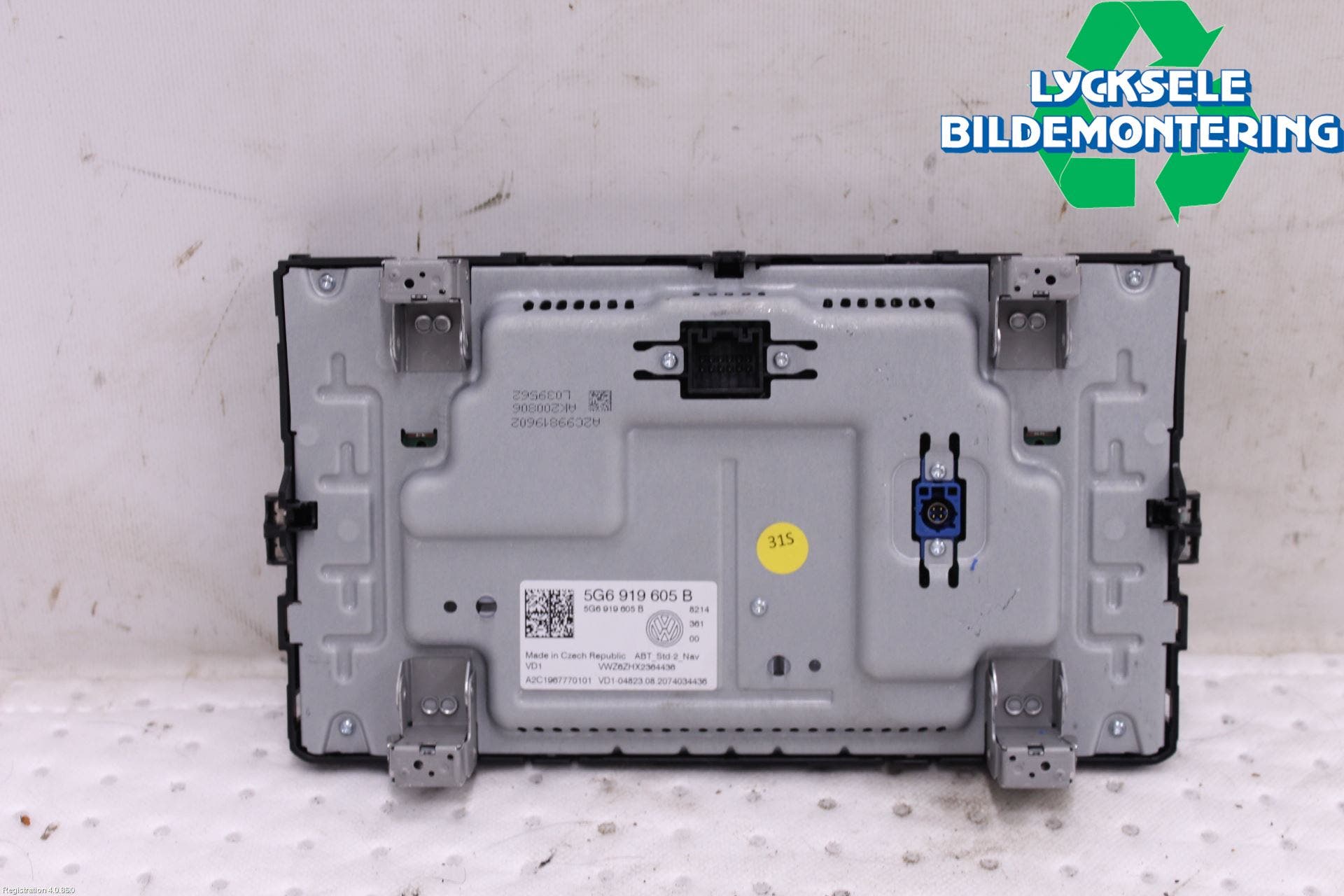 Volkswagen VW PASSAT 20-24 Bildskärm