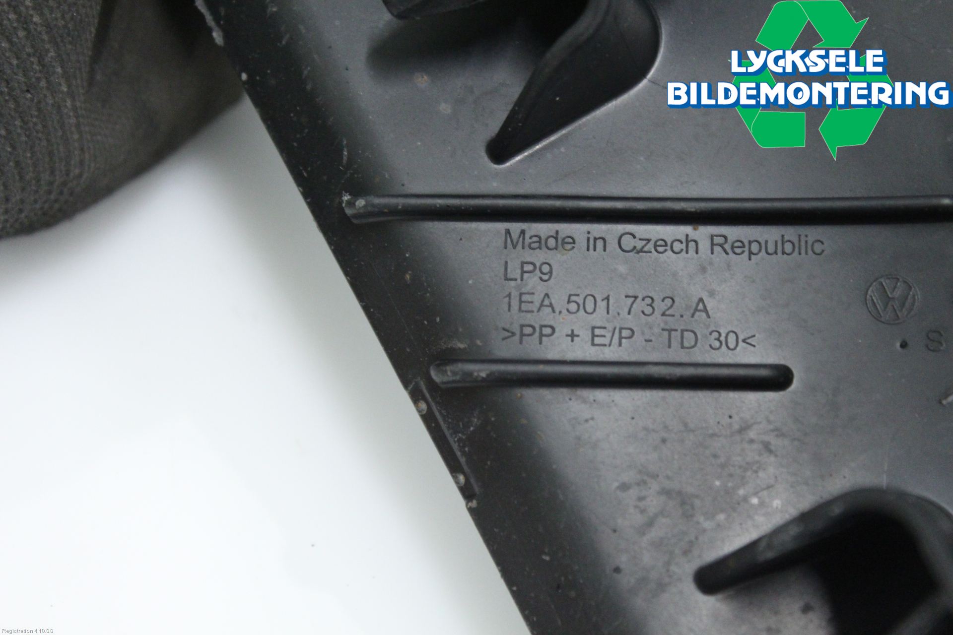 Volkswagen VW ID.4 21- Stänkskydd