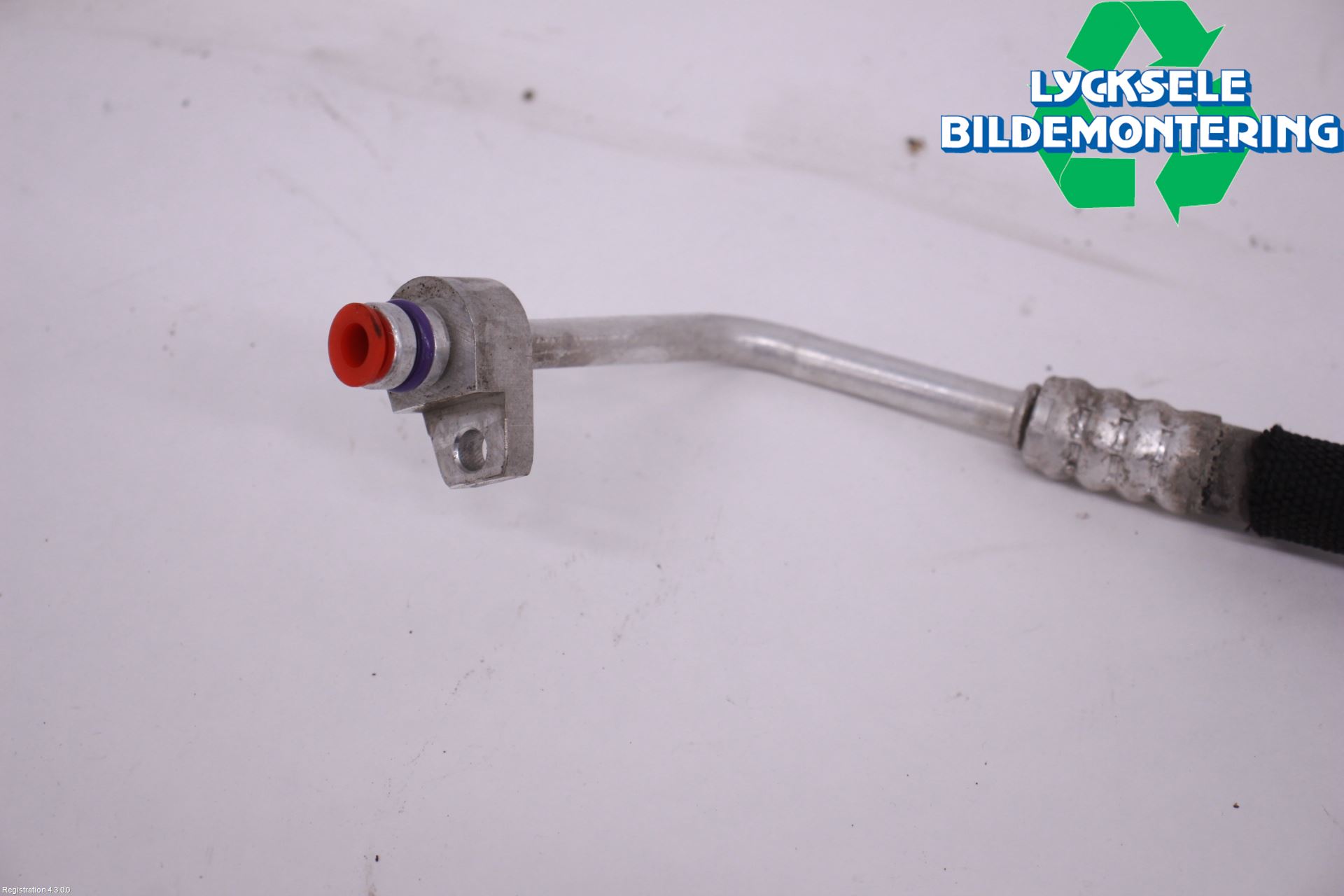 Audi A6 F2/C8 19- Ac Slang-Rör