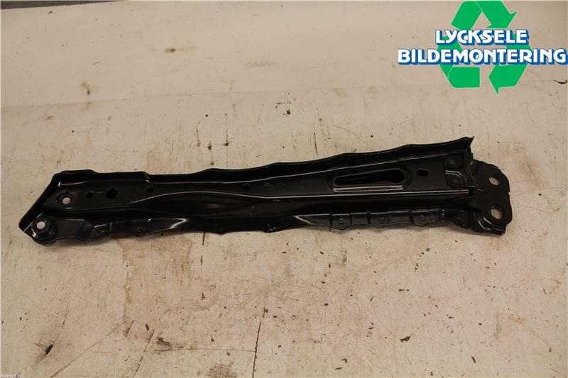 Toyota RAV4 13-18 Framvagn Övrigt