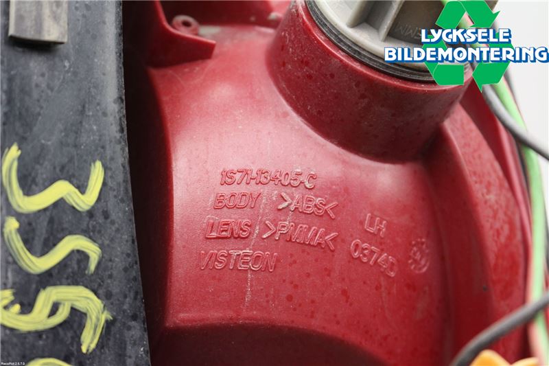 Ford MONDEO     01-06 Bakljus Vänster