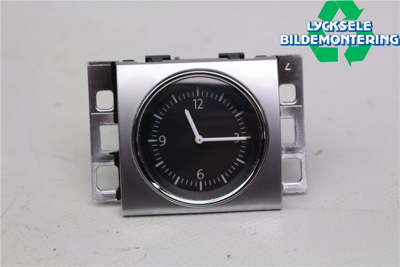 Volkswagen VW PASSAT 15-19 Instrument Klocka